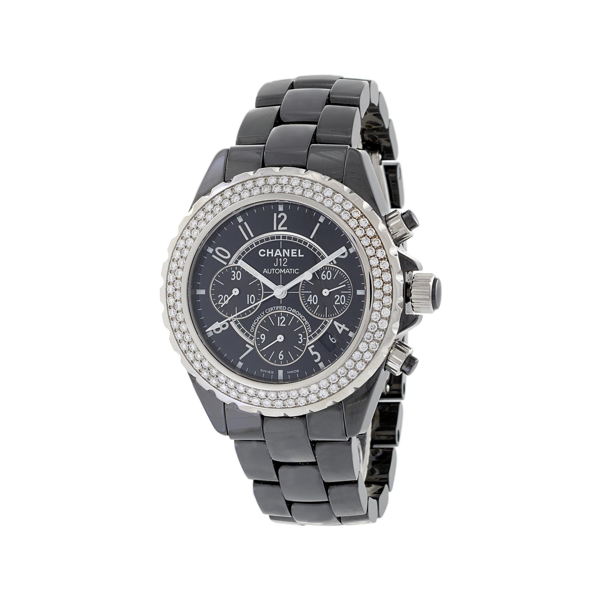 The Chanel J12 H1009 is a luxurious timepiece that stands out with its sophisticated design and premium materials. This model features a black ceramic bracelet and a unidirectional silver-tone bezel set with 120 diamonds, showcasing Chanel's