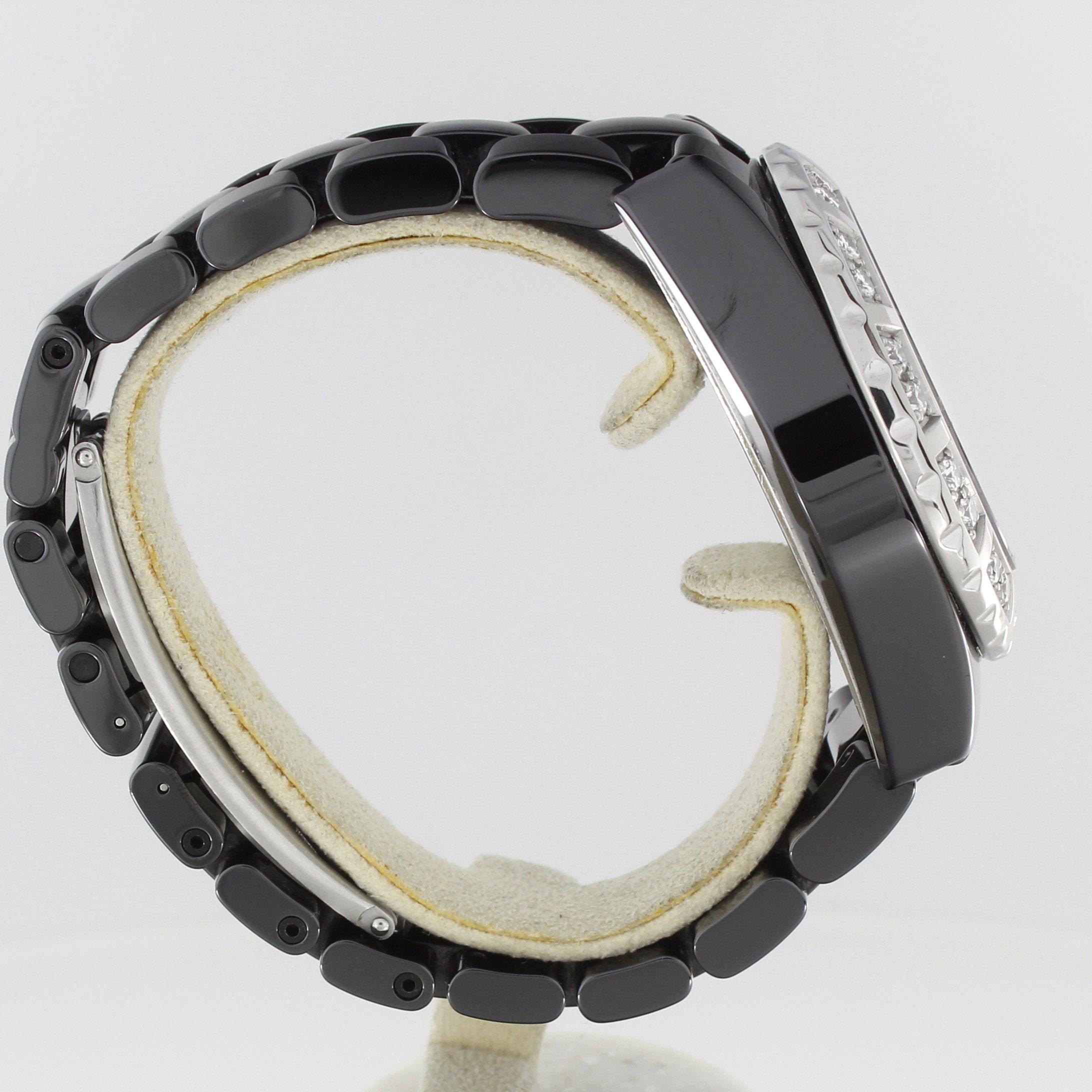 Chanel J12 Chronograph Schwarz Keramik H1178 Automatik-Armbanduhr von 2004 2