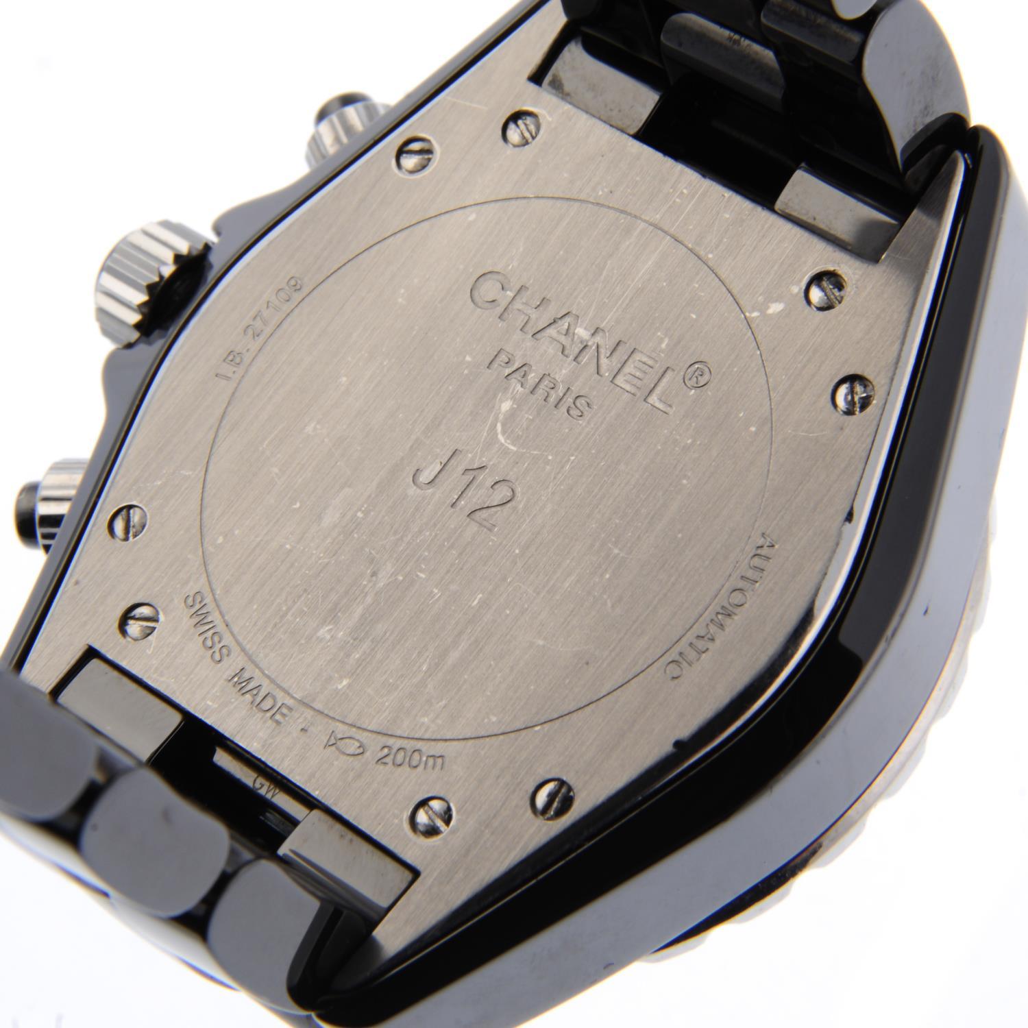 Contemporain Montre chronographe automatique J12 en acier et céramique noire de Chanel en vente