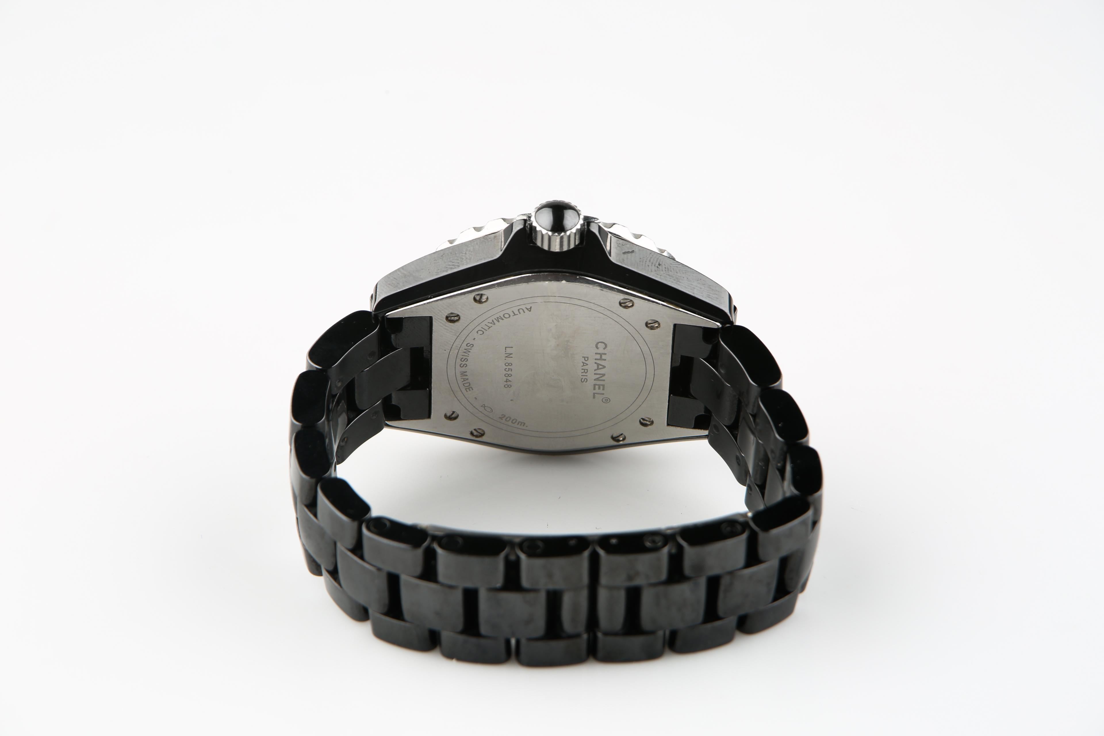 Montre-bracelet automatique Chanel J12 à cadran en acier, céramique noire et diamant H0685 Bon état - En vente à Sherman Oaks, CA