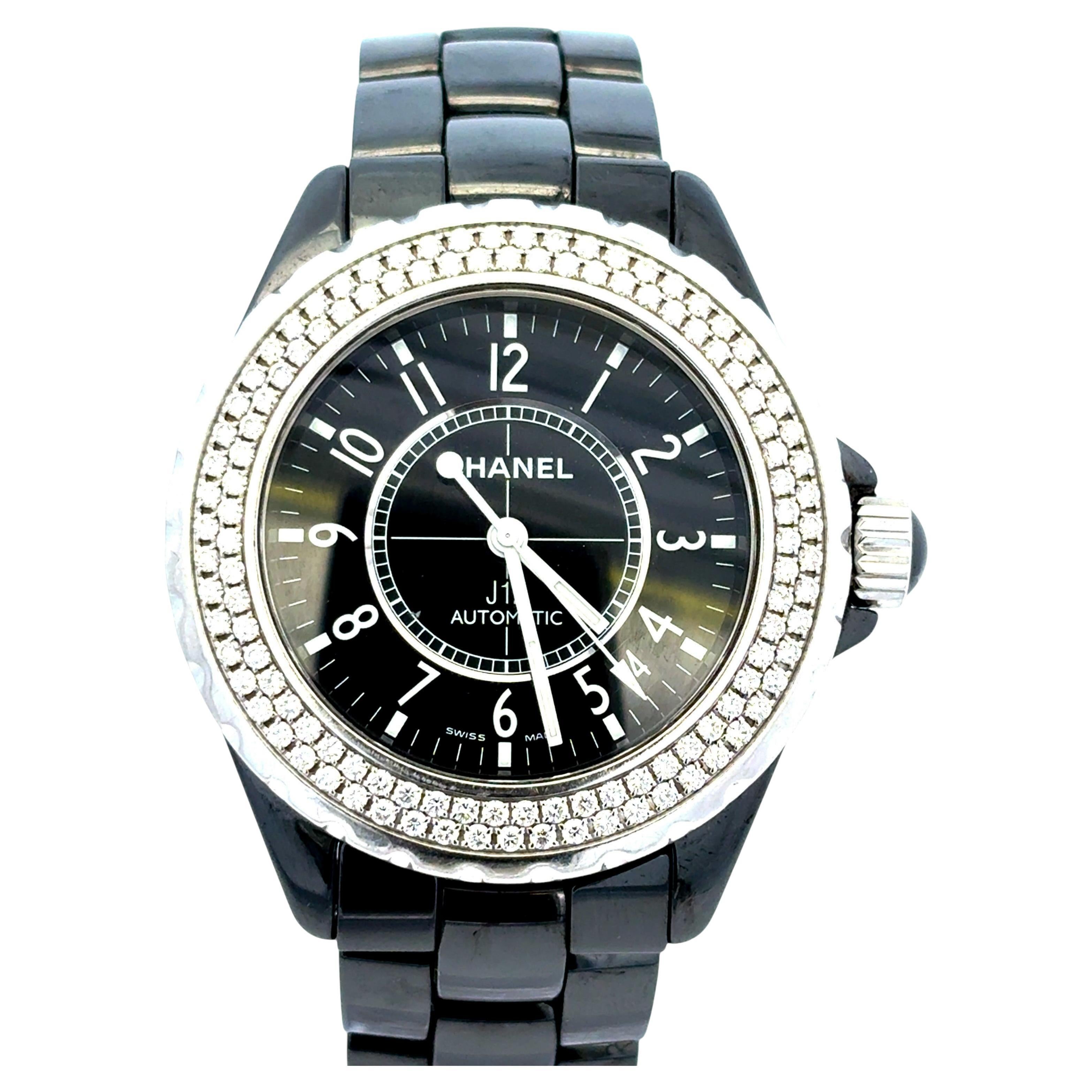 Reloj Chanel J12 H0950 de cerámica con bisel de diamantes de 2 filas y esfera negra