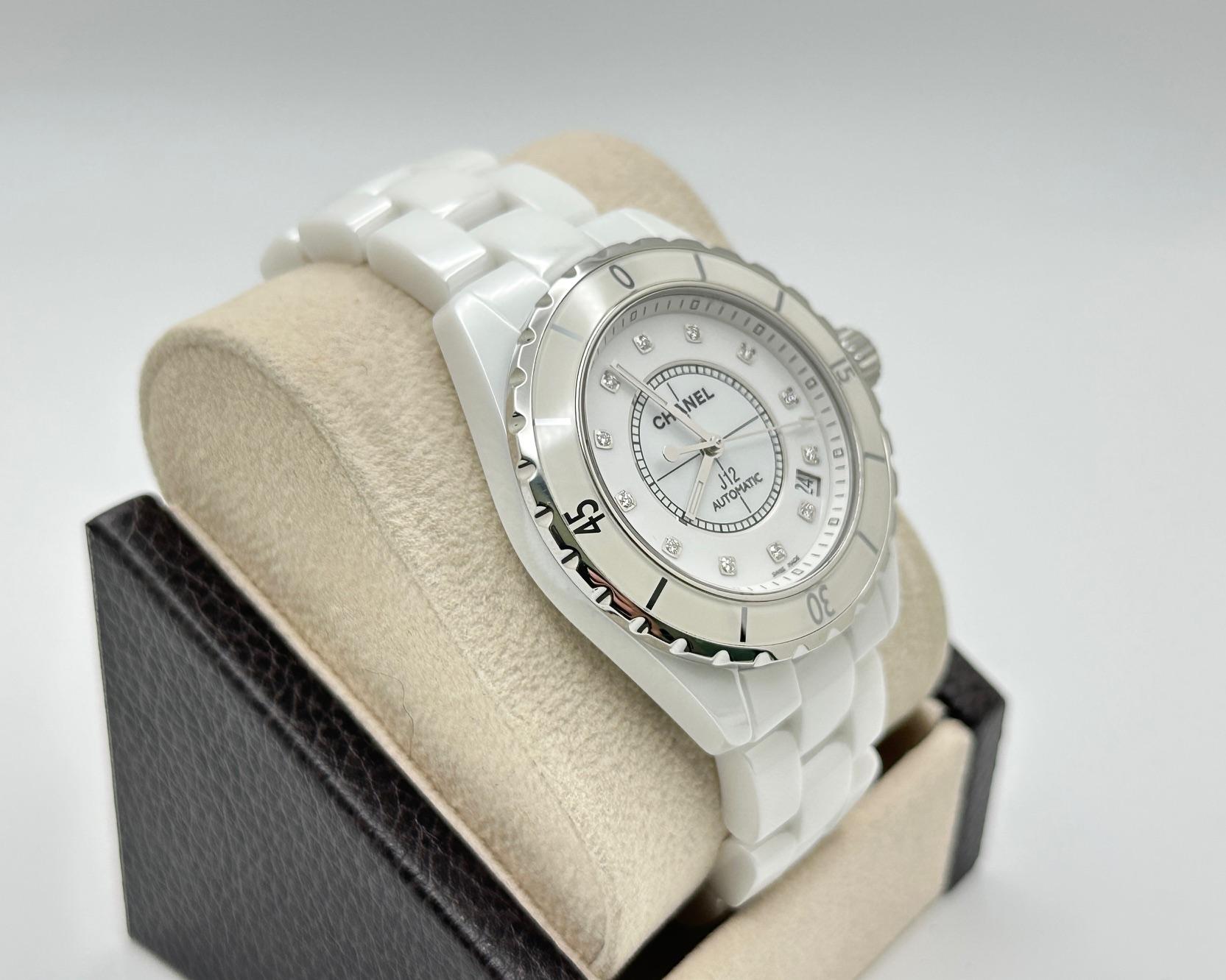 CHANEL J12 H1629 38mm White Ceramic White Diamond Dial In Excellent Condition For Sale In San Diego, CA