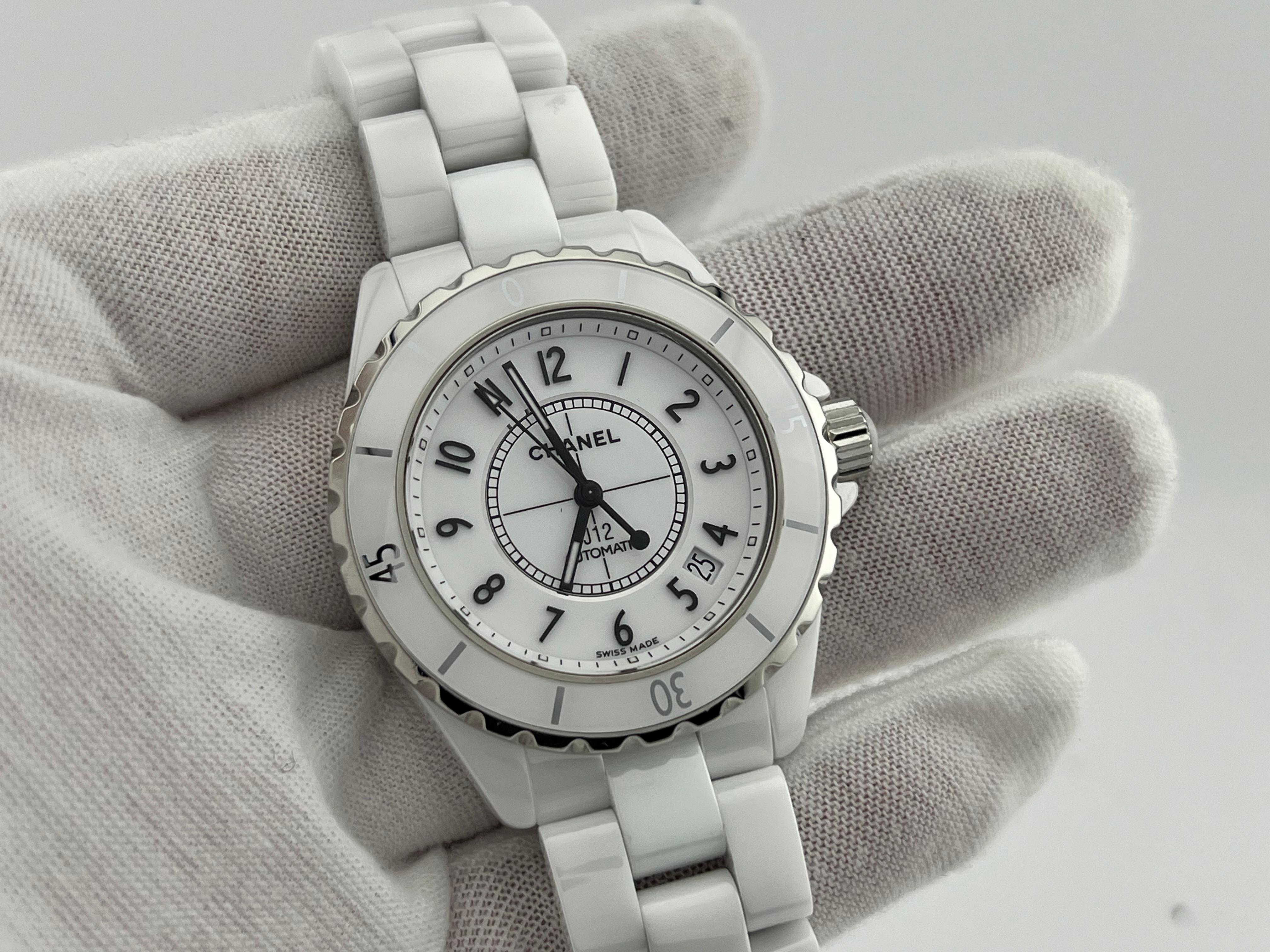 Chanel J12 H5700 Weiß Keramik Edelstahl Automatik 38mm im Zustand „Hervorragend“ in San Diego, CA