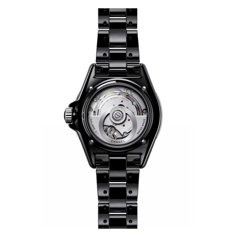 Materials Black ceramic Steel
Case Black highly resistant ceramic and steel case
Bezel Steel unidirectional rotating bezel
Dial Black lacquer dial
Crown Steel screw-down crown with black highly resistant ceramic cabochon
Strap Black highly resistant