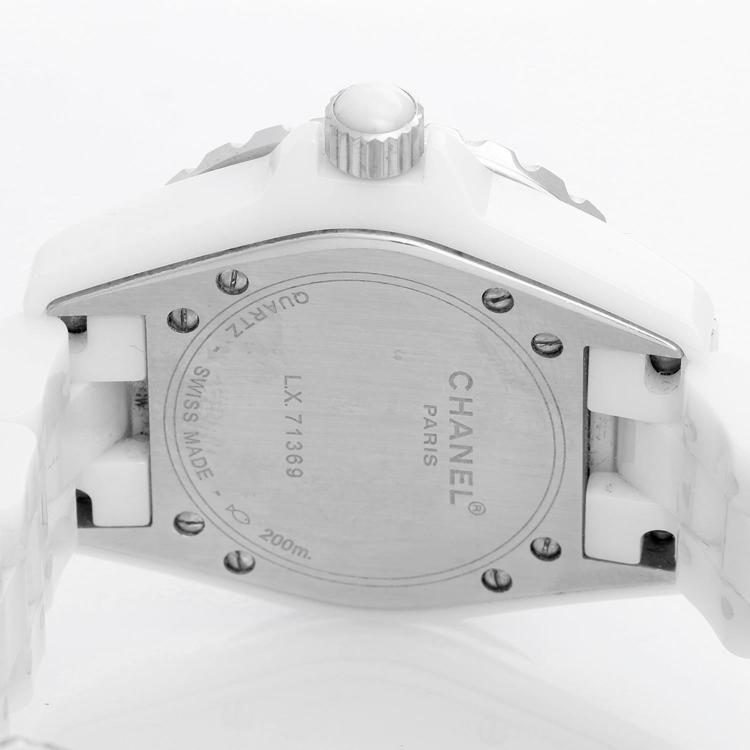 Chanel J12 White Ceramic Diamond Watch H0967 In Excellent Condition In Dallas, TX