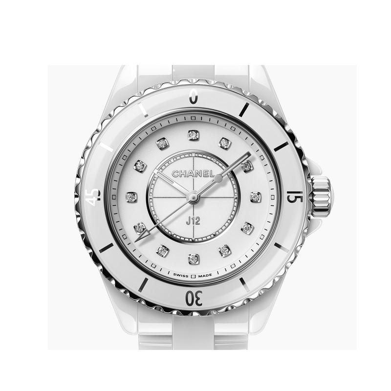 Materials
White ceramic
Steel
Diamond
Case
White highly resistant ceramic and steel case
Bezel
Steel unidirectional rotating bezel
Dial
White-lacquered dial set with 12 diamond indicators (~0.06 carat)
Crown
Steel screw-down crown with white highly