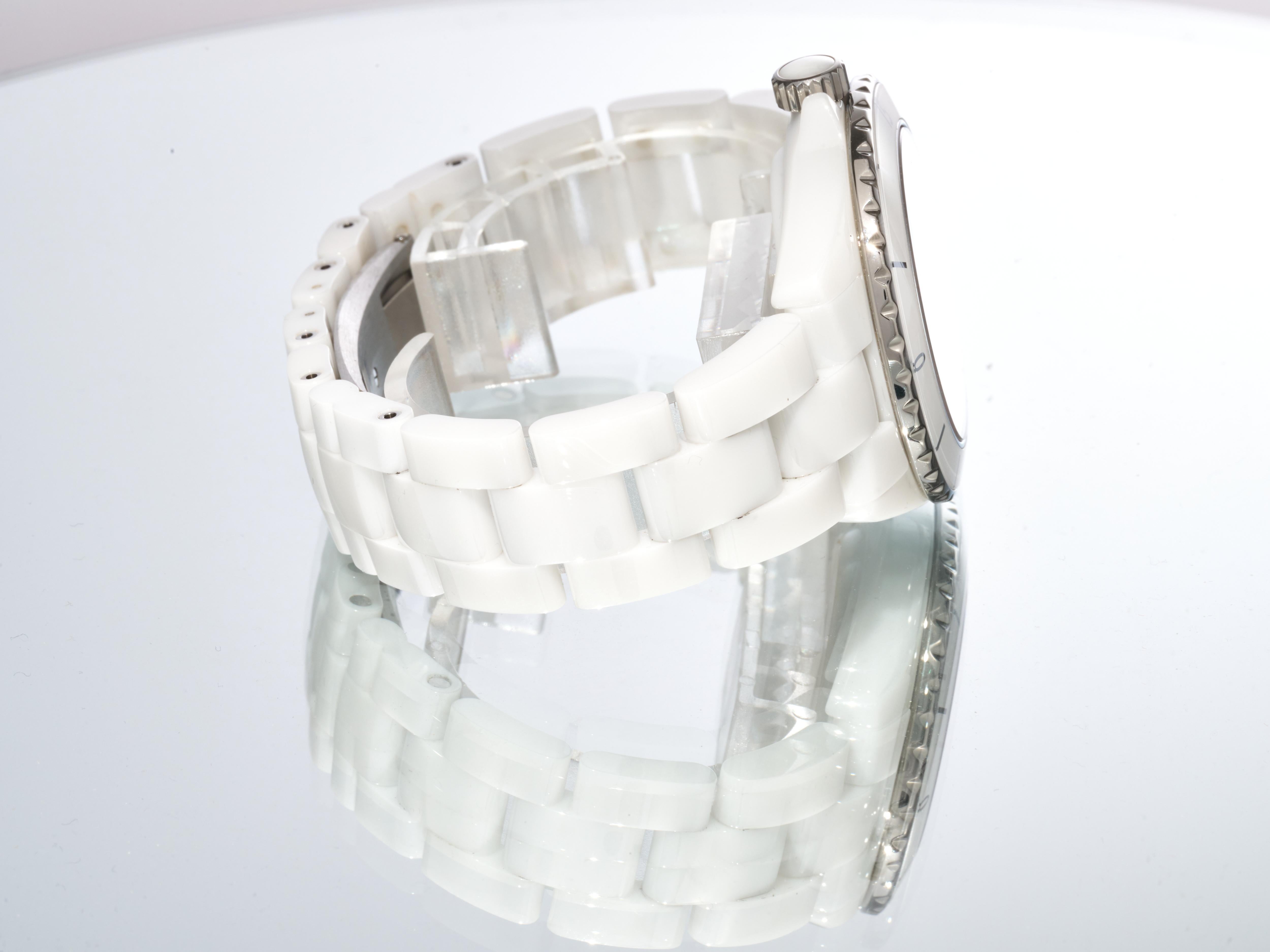 Chanel J12 White Ceramic 38mm H5700 Calibre 12.1 Automatic RRP £6900 For Sale 7