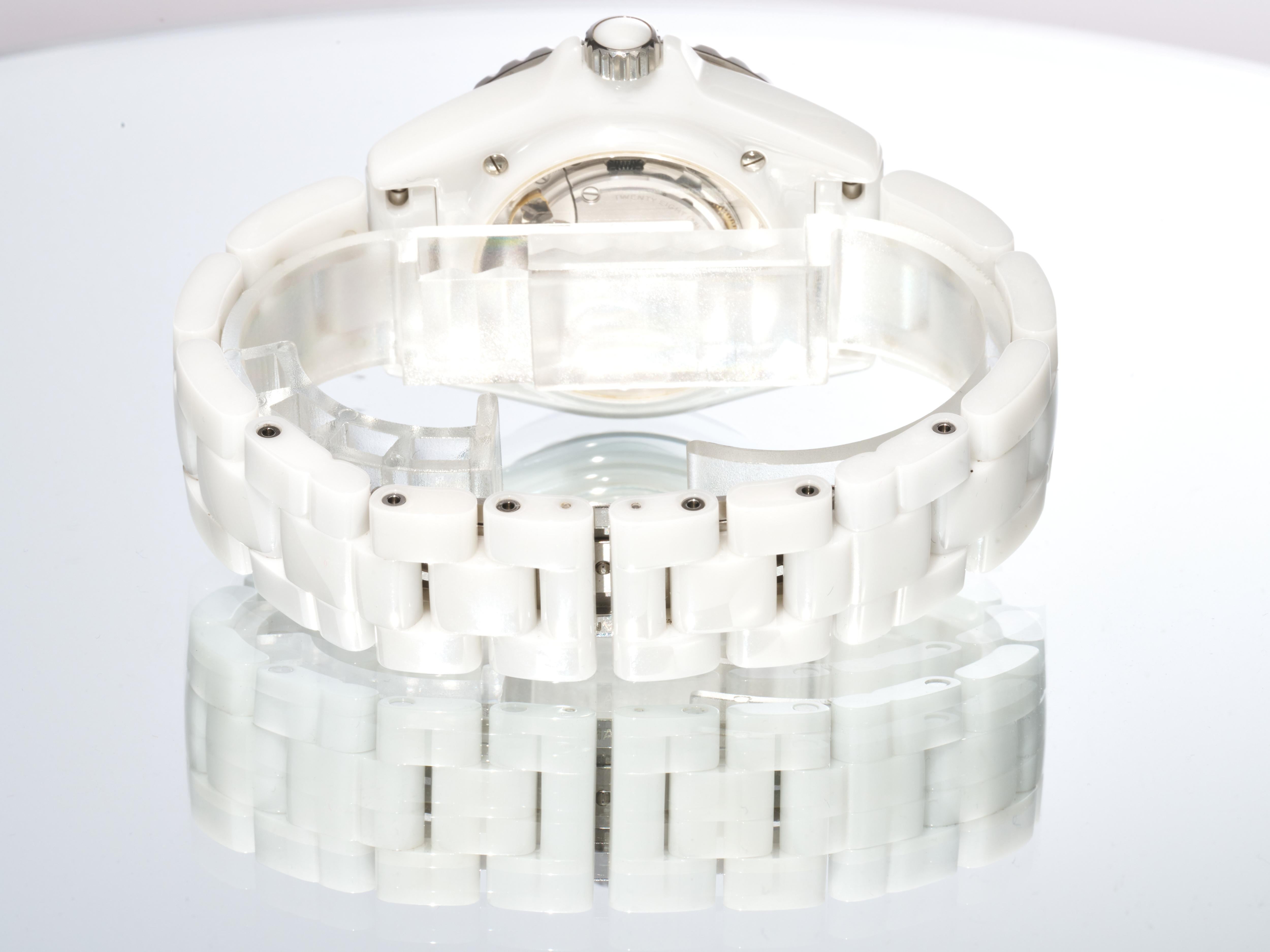 Chanel J12 White Ceramic 38mm H5700 Calibre 12.1 Automatic RRP £6900 For Sale 9