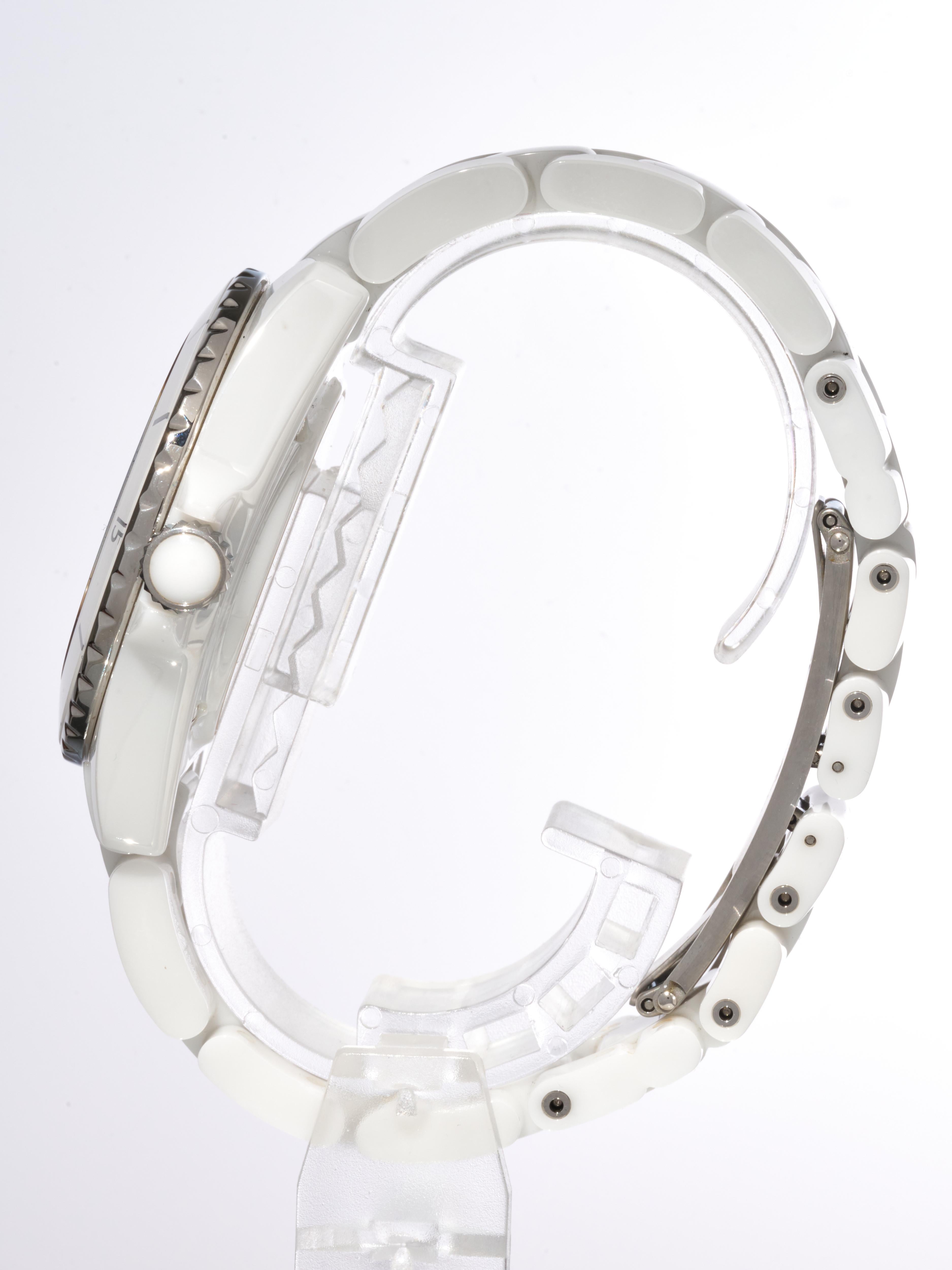 Chanel J12 White Ceramic 38mm H5700 Calibre 12.1 Automatic RRP £6900 For Sale 2