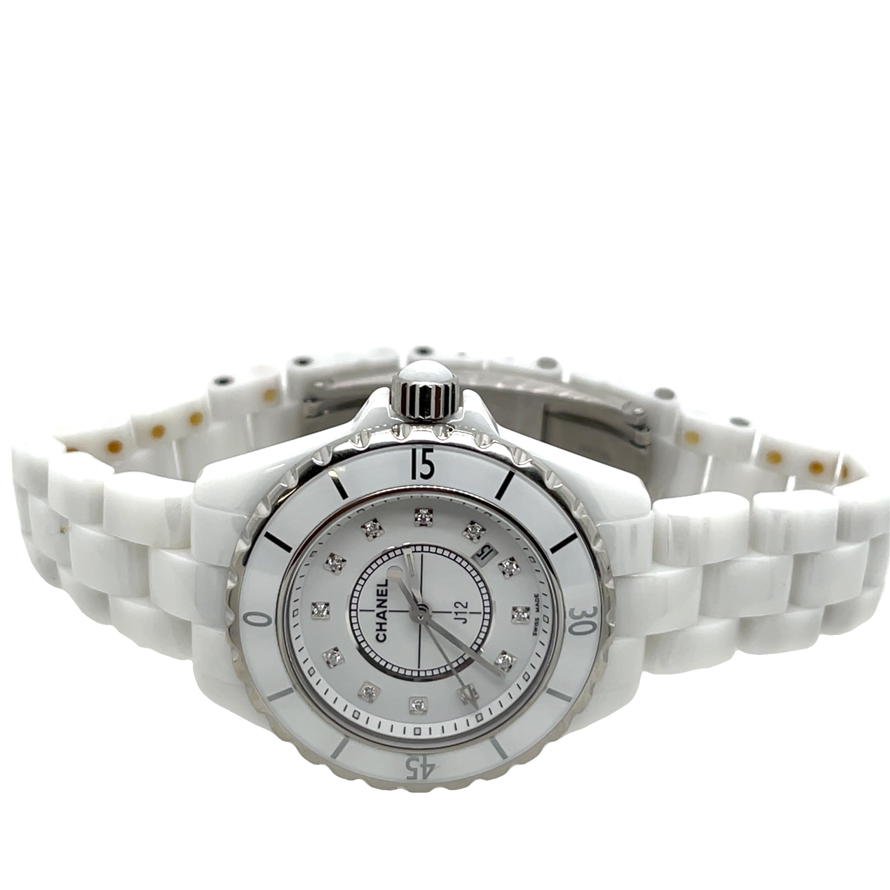 Chanel J12 Montre blanche en céramique, 38 mm en vente 3