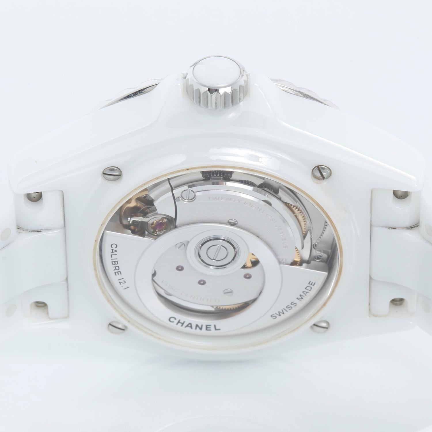 Chanel J12 White Ceramic Diamond Bezel Ladies Watch H7189 In Excellent Condition In Dallas, TX