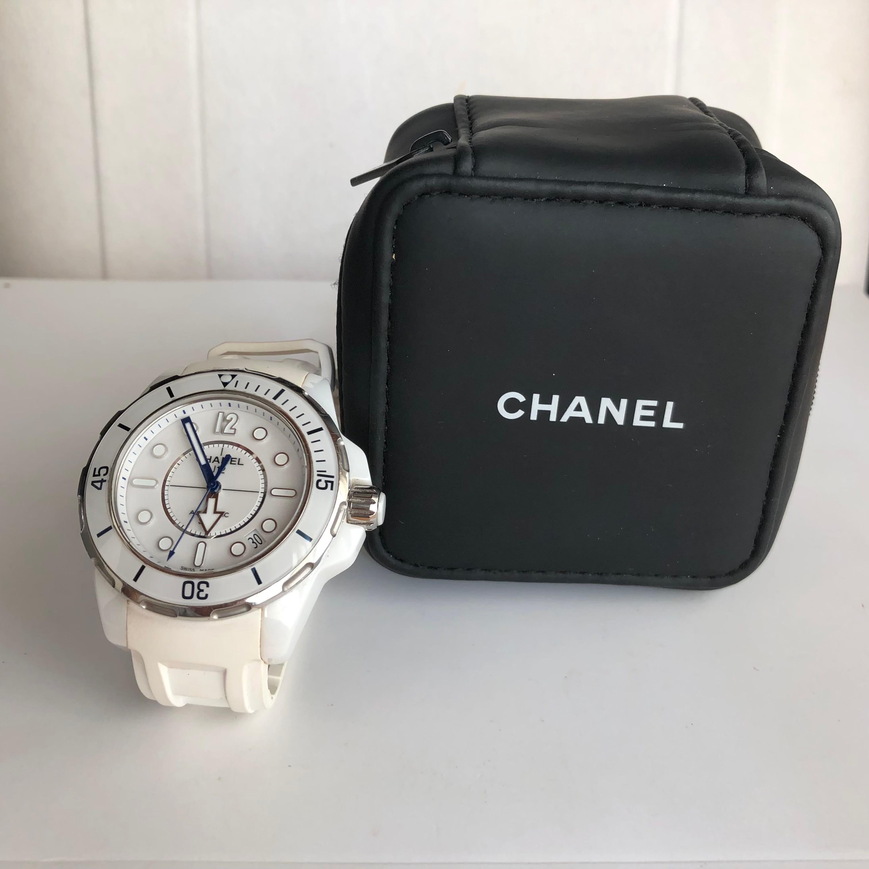 This is the super iconic Chanel J12 White Marine Automatic in white ceramic with rubber strap, a perfect watch for any hour of the day. 

White marine model 300 m deep
Automatic
Year of manufacture: early 2000
38mm case.
Original white rubber