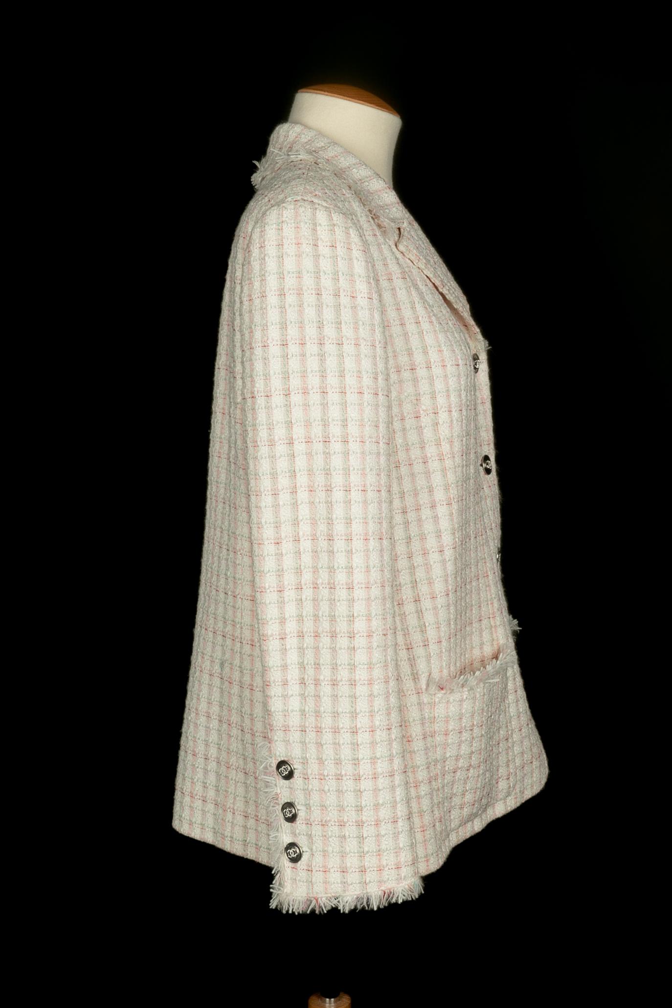 Women's Chanel jacket 2004 For Sale