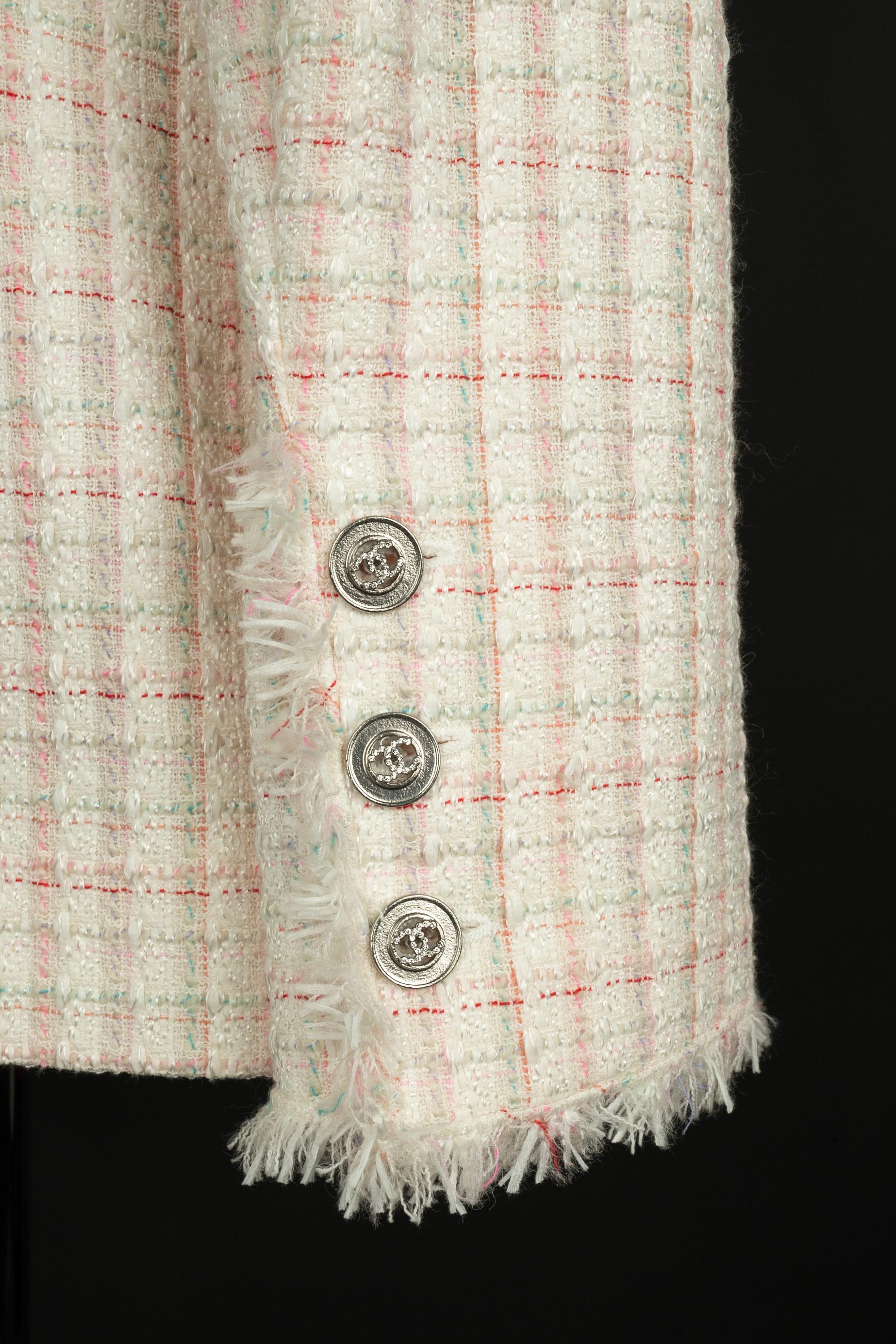 Chanel jacket 2004 For Sale 1