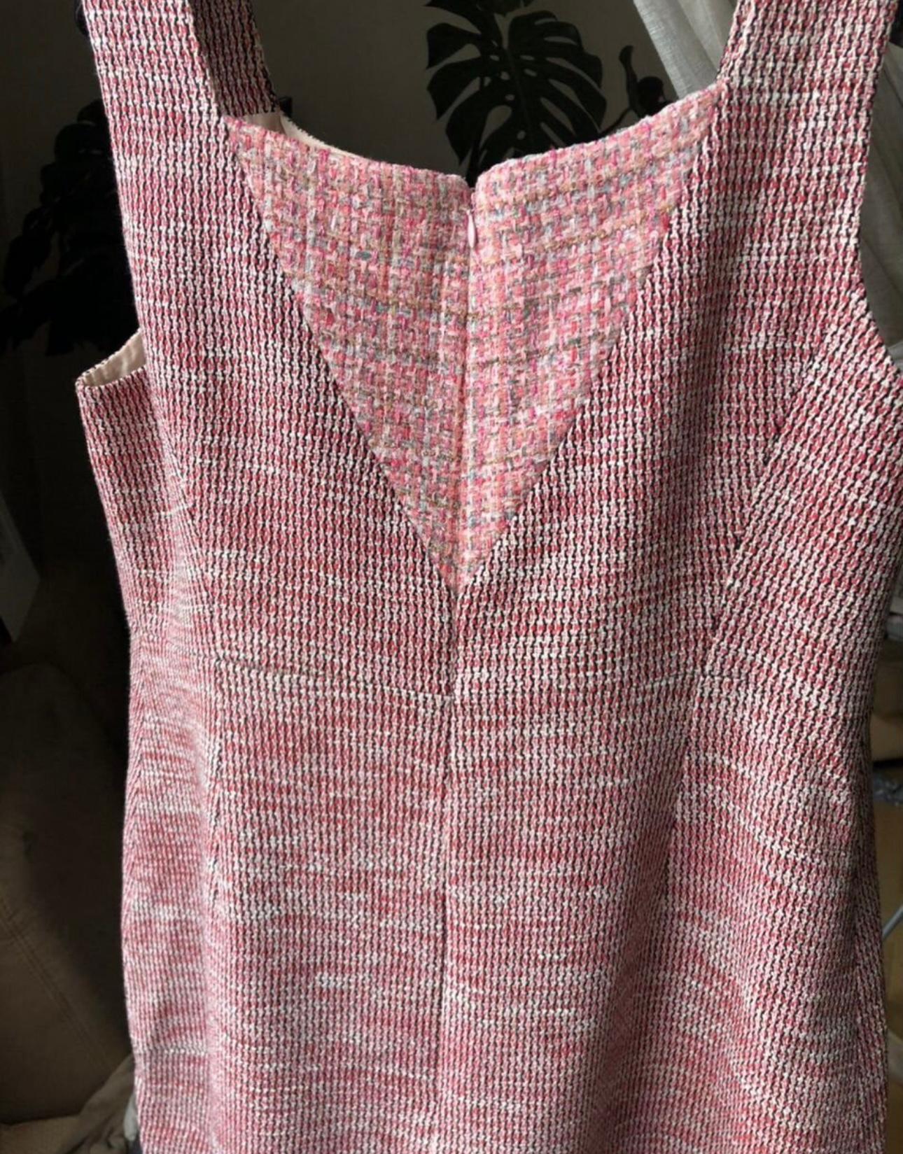 Chanel Jacket and Dress Tweed Ensemble in Pastel Pink For Sale 1