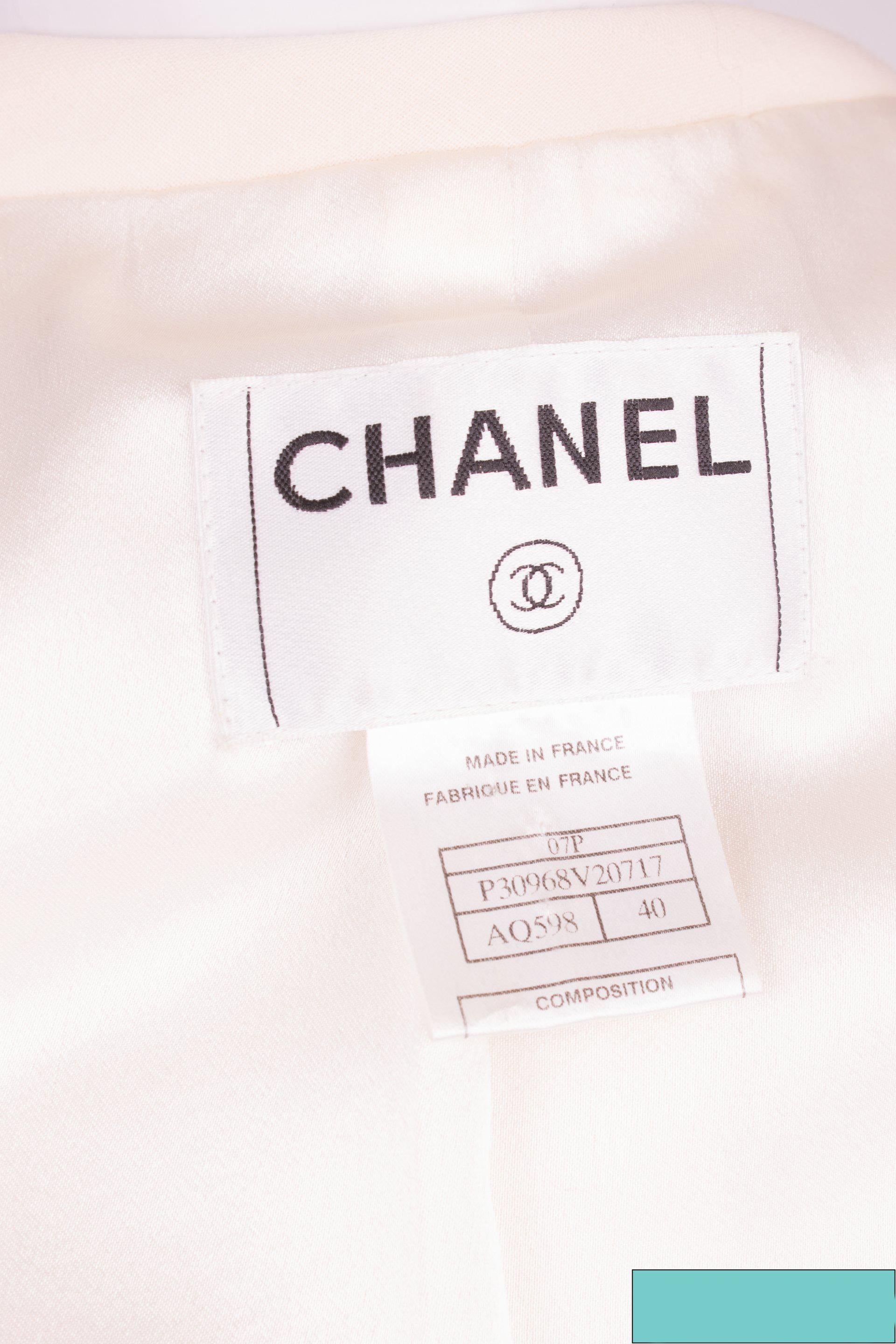 Chanel Jacket - beige/silver  For Sale 2