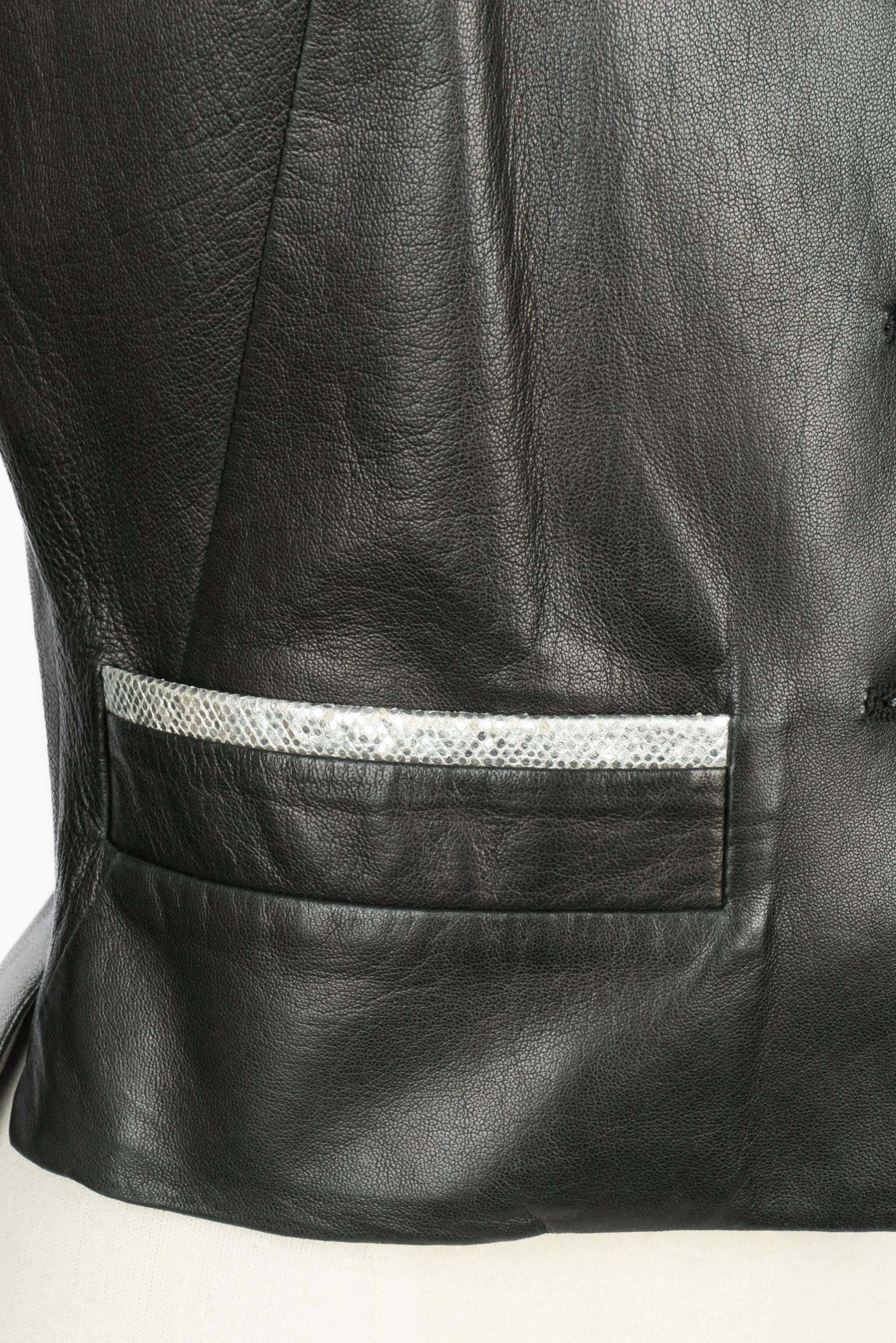 Donna Giacca Chanel circa 2000-2005 in vendita