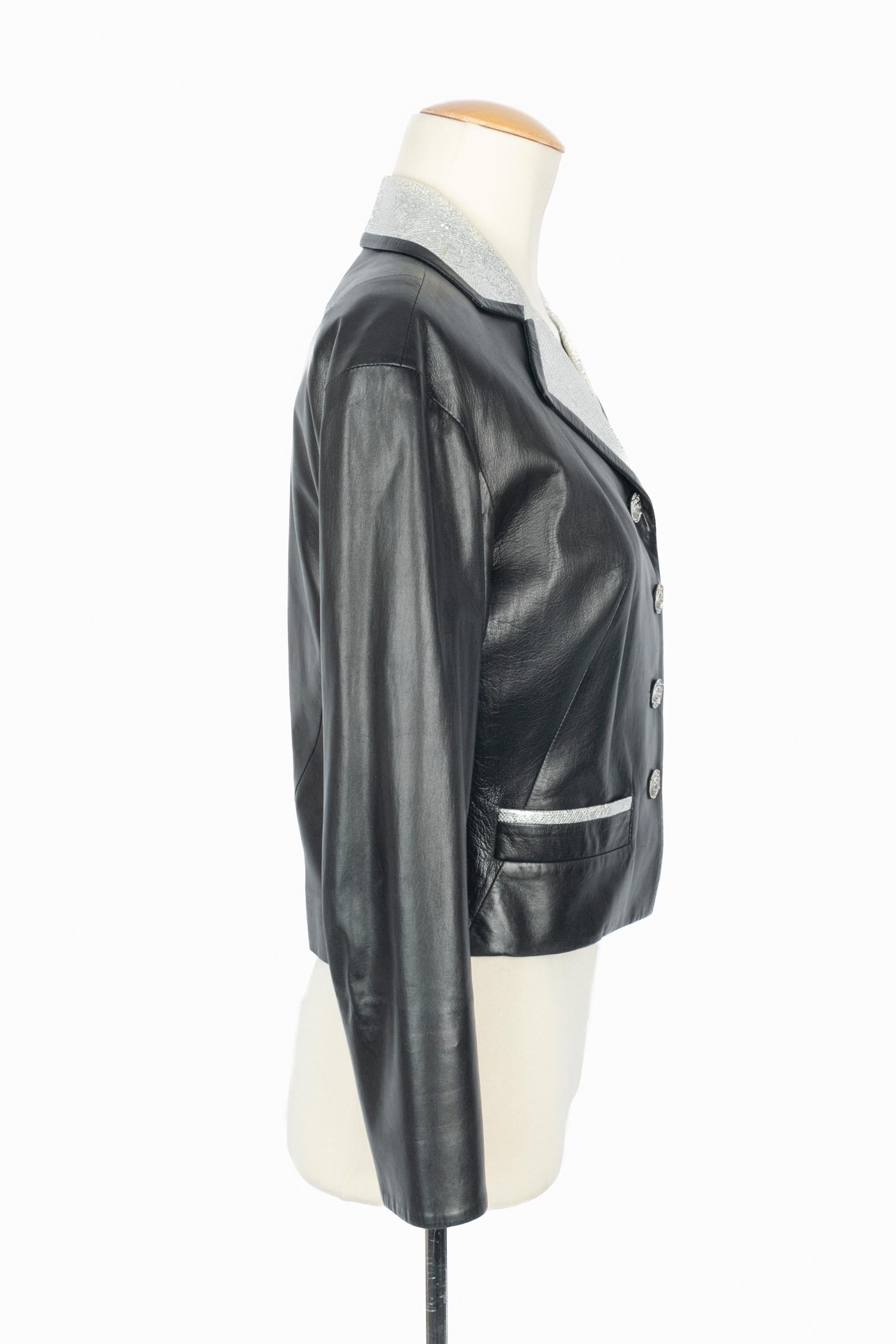 Giacca Chanel circa 2000-2005 in vendita 1