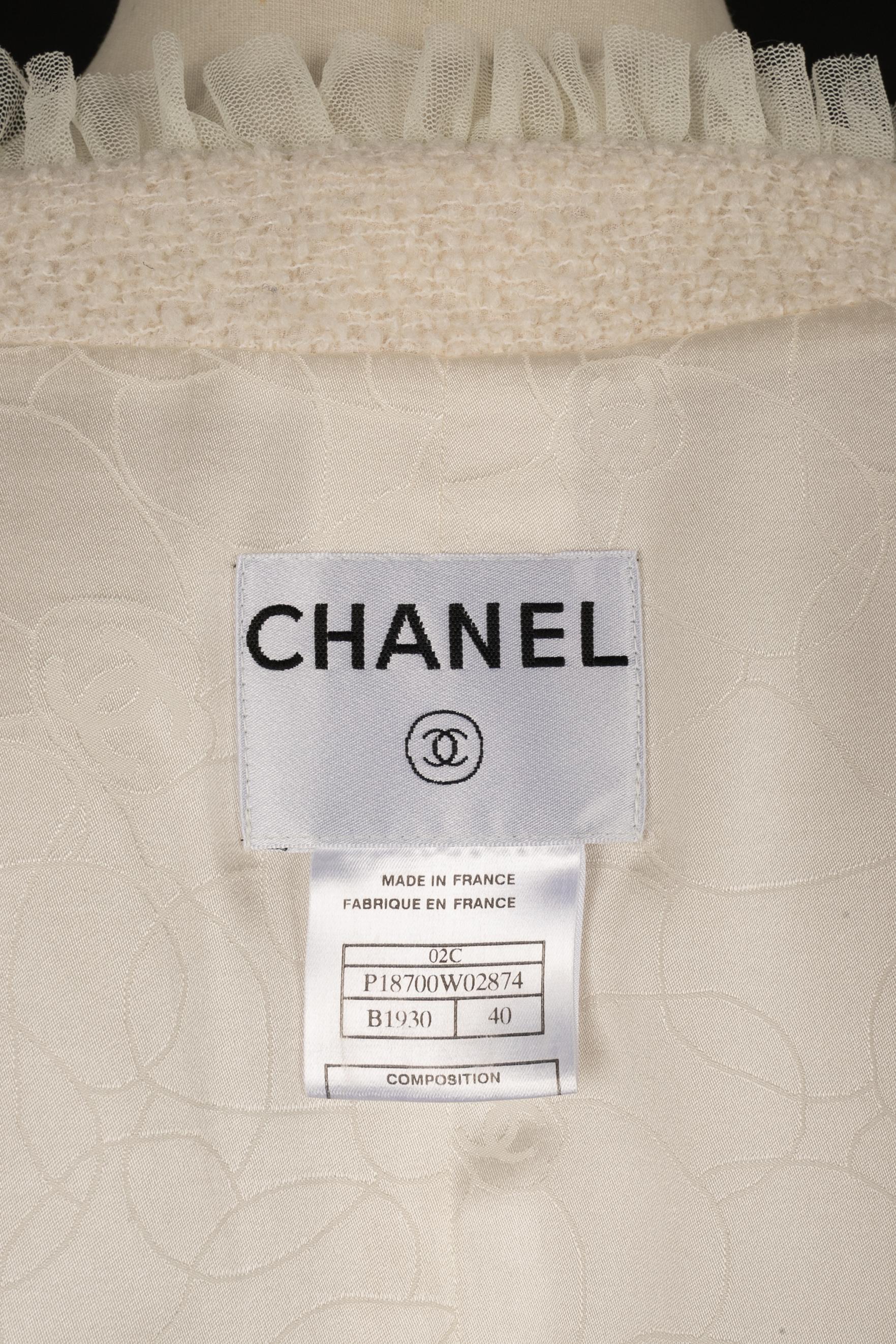 Chanel jacket Cruise 2002 For Sale 4