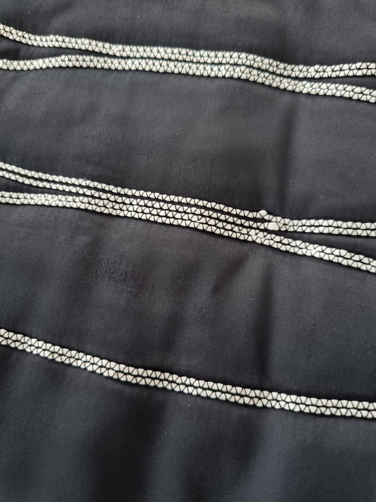 Veste Chanel avec nom Chanel au dos en vente 11