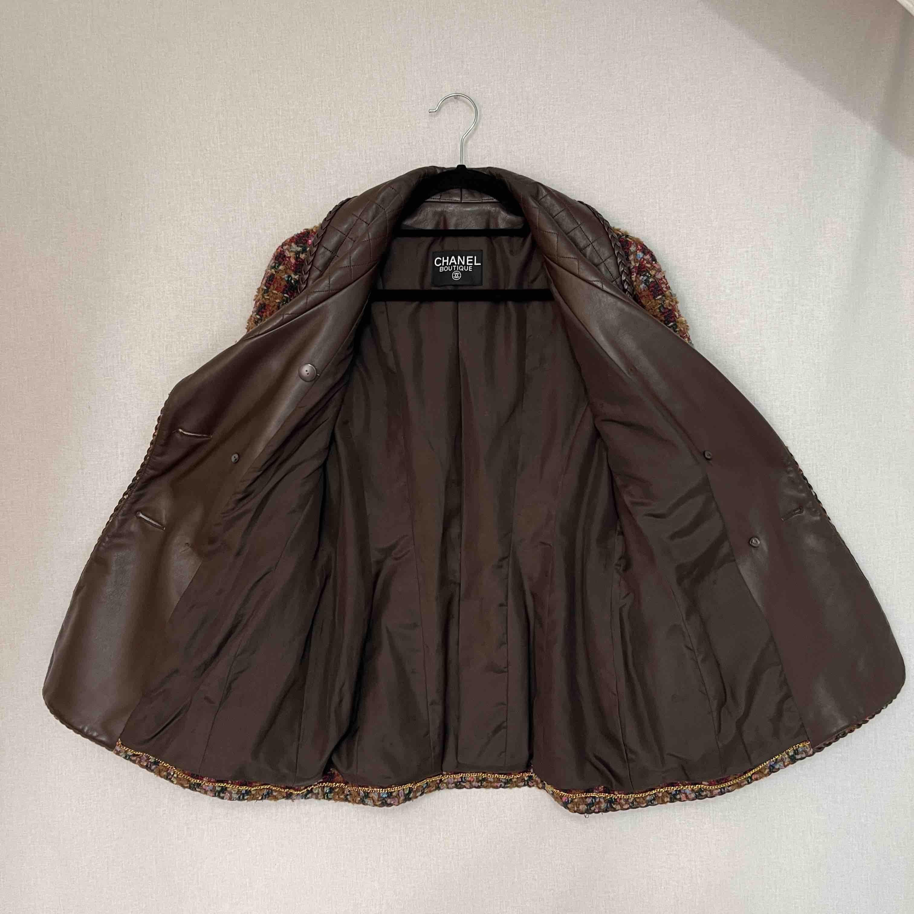 Black CHANEL Jacket in Brown Tweed and Leather Collar Size 40fr