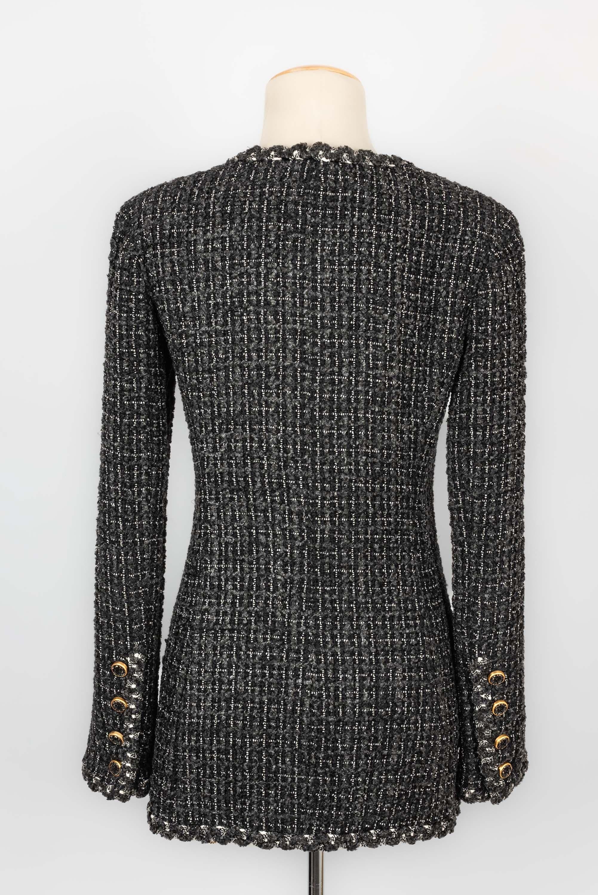 Chanel jacket in tweed 1990s In Good Condition For Sale In SAINT-OUEN-SUR-SEINE, FR