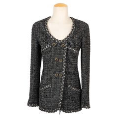 Chanel jacket in tweed 1990s