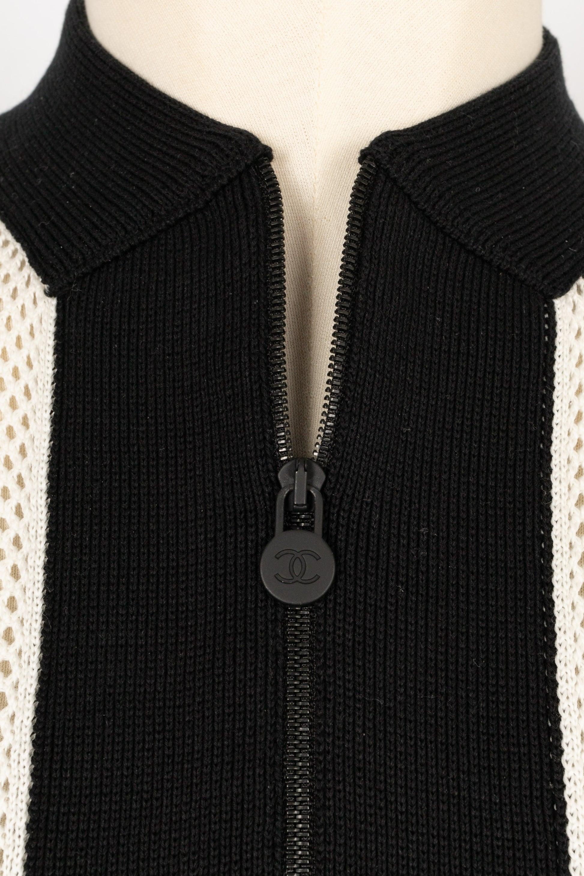 Women's Chanel Jacket-Style Zipped Top in Black and White Mesh For Sale