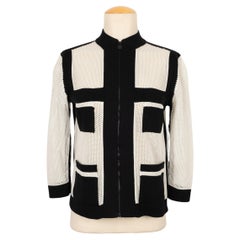 Chanel Oberteil mit Reißverschluss im Jackenstil aus schwarzem und weißem Mesh