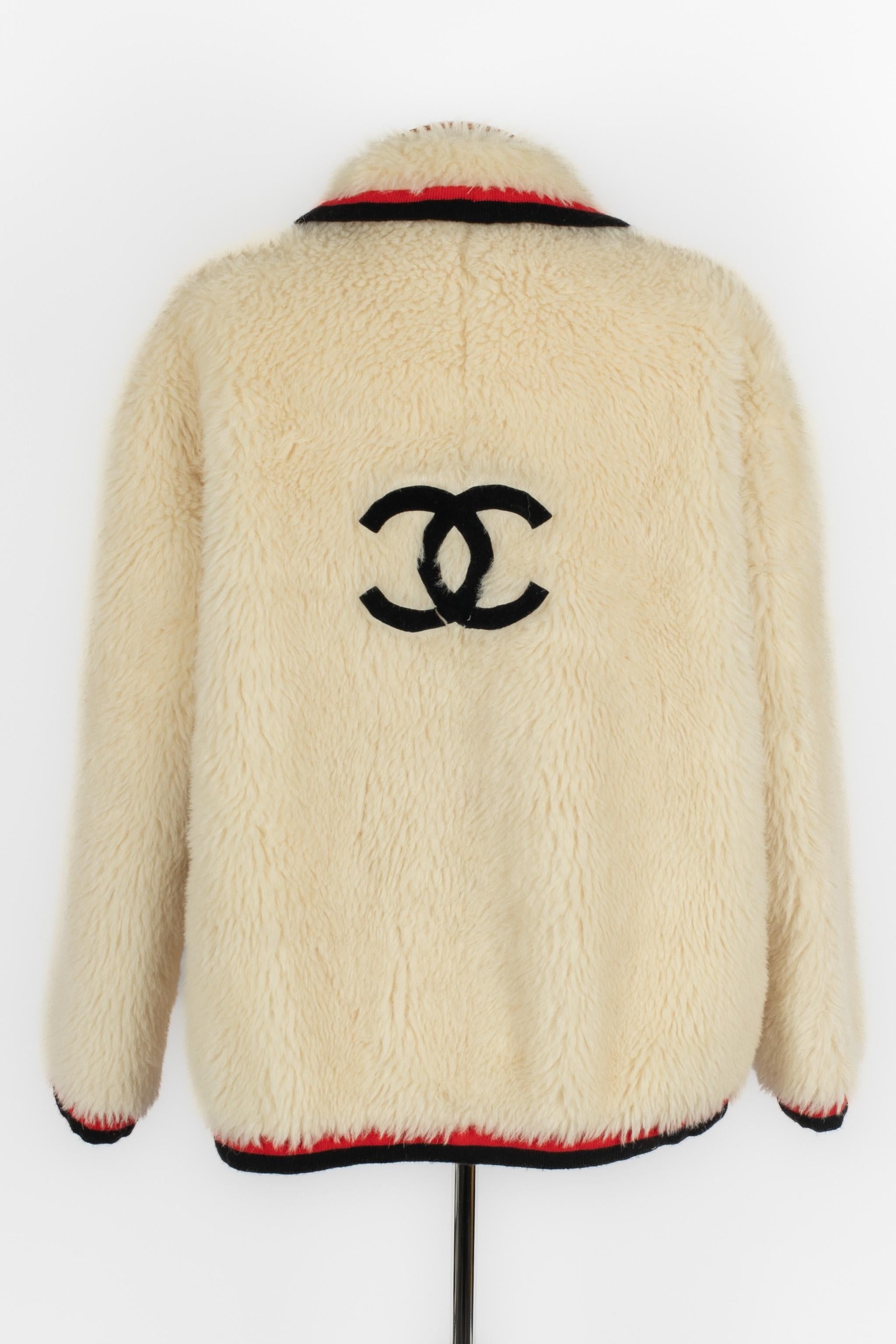 Chaqueta Chanel invierno 1994 en Bueno estado para la venta en SAINT-OUEN-SUR-SEINE, FR