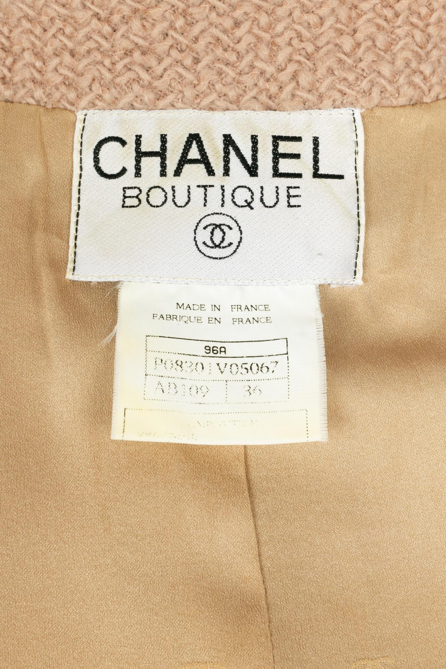 Chanel jacket winter 1996 For Sale 5