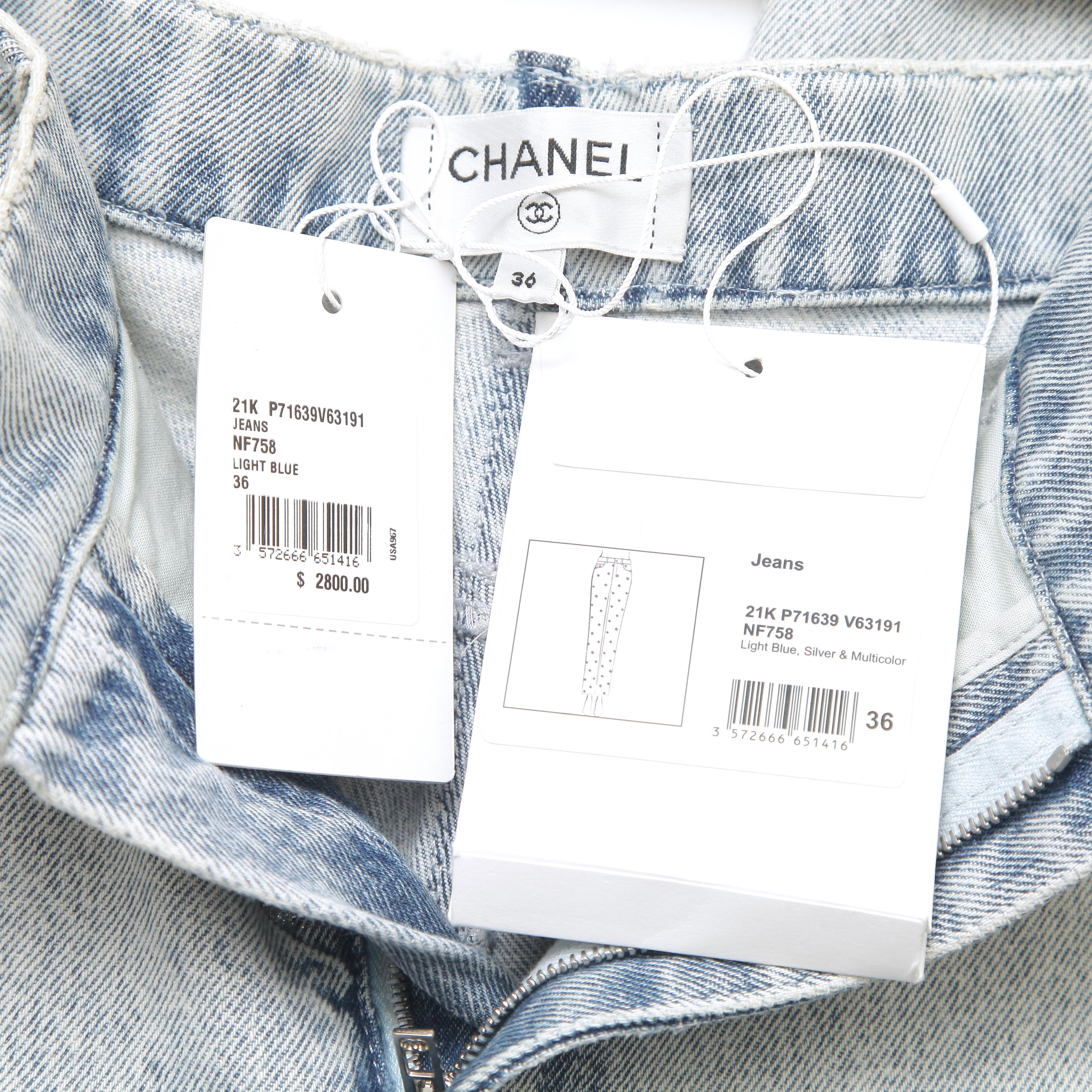 CHANEL Jeans Denim Light Blue Skinny Leg CC Silver High Rise Sz 36 2021 NWT For Sale 1