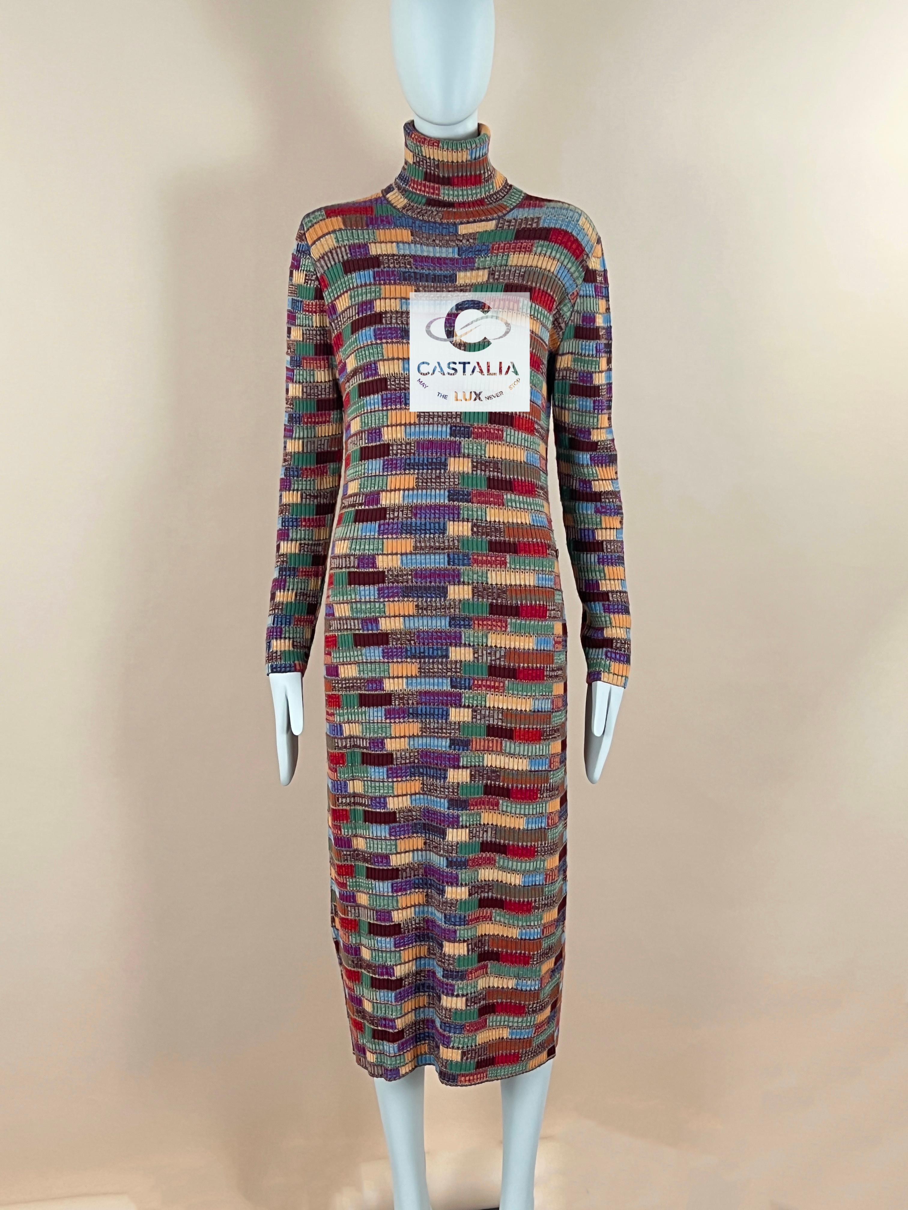 Women's or Men's Chanel Jennifer Lopez Style Runway Cashmere Maxi Dress 38 FR For Sale