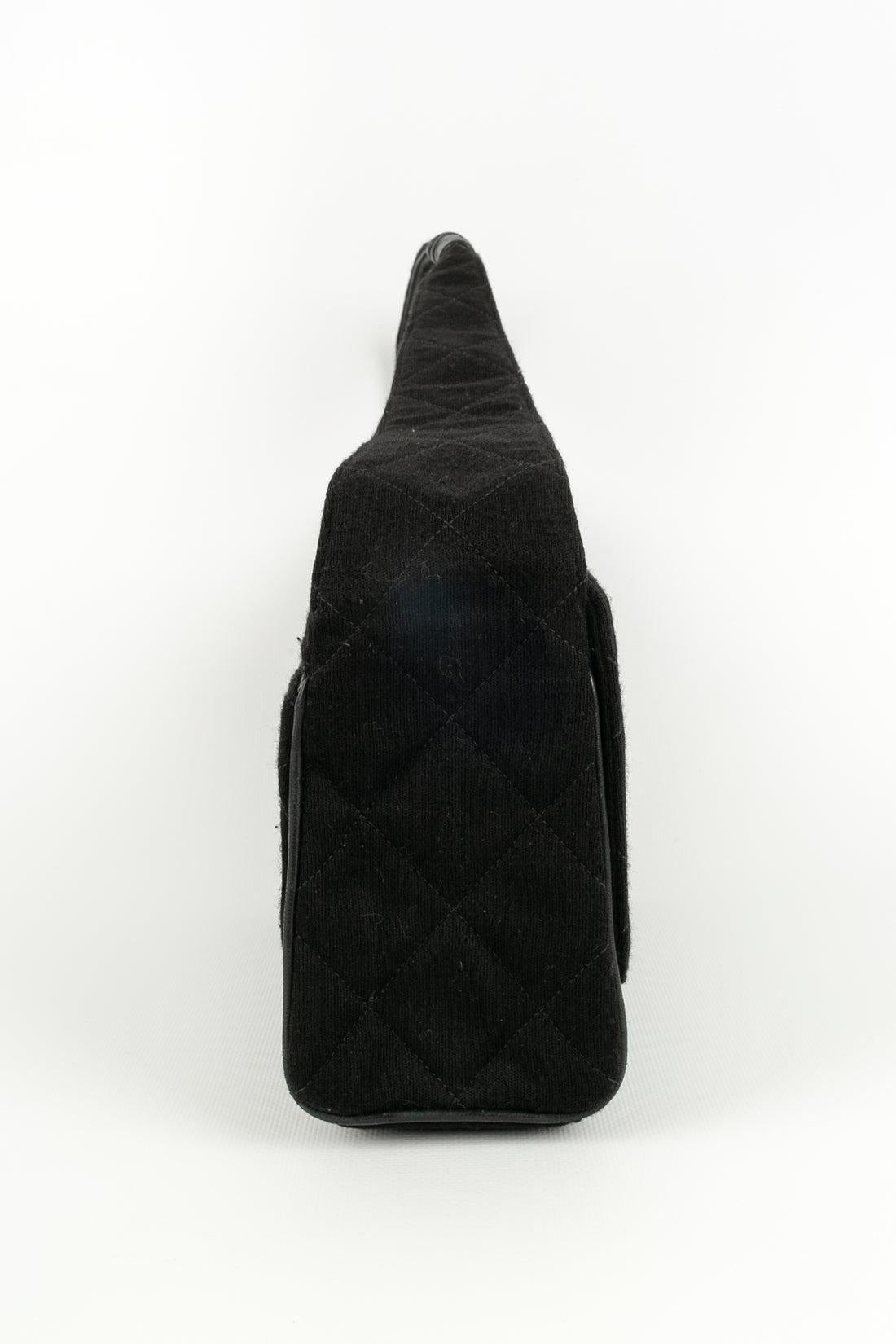  Sac Chanel en jersey et cuir noir Pour femmes 