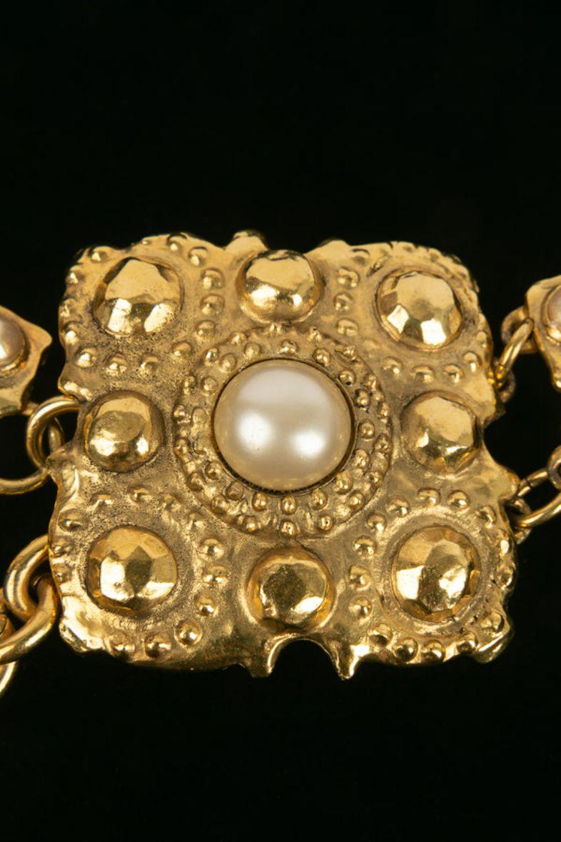 Chanel Jewel Belt in Gold Metal and Pearly Cabochons In Excellent Condition In SAINT-OUEN-SUR-SEINE, FR