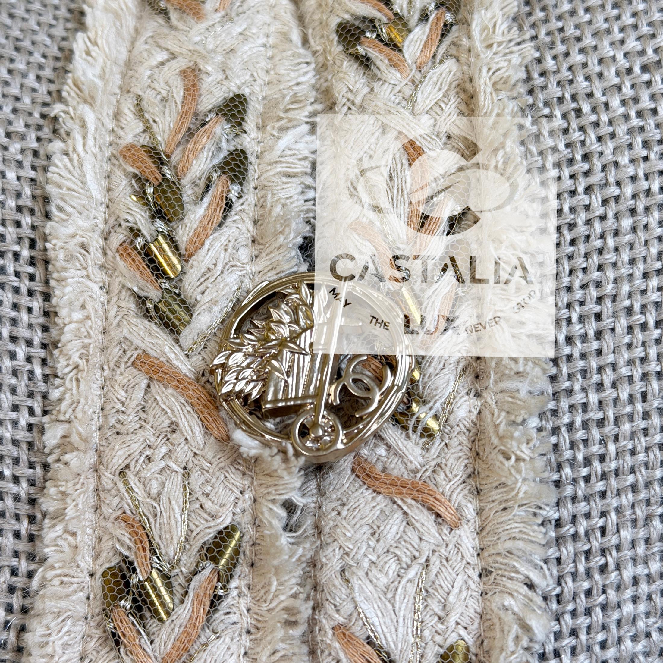 CHANEL Jewel Couture Stickerei Beige Leinenjacke 44 FR im Angebot 6