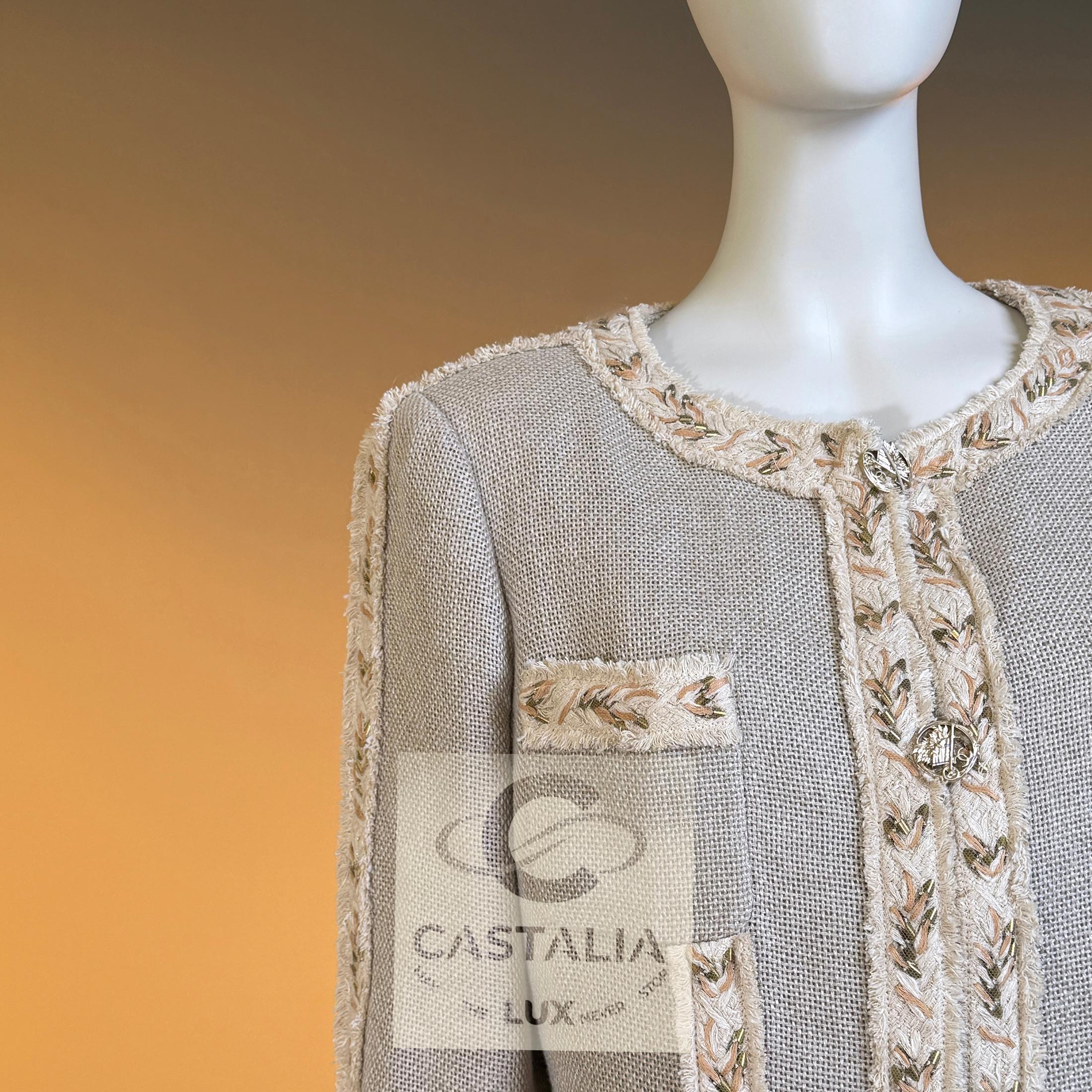 CHANEL Jewel Couture Stickerei Beige Leinenjacke 44 FR im Angebot 7