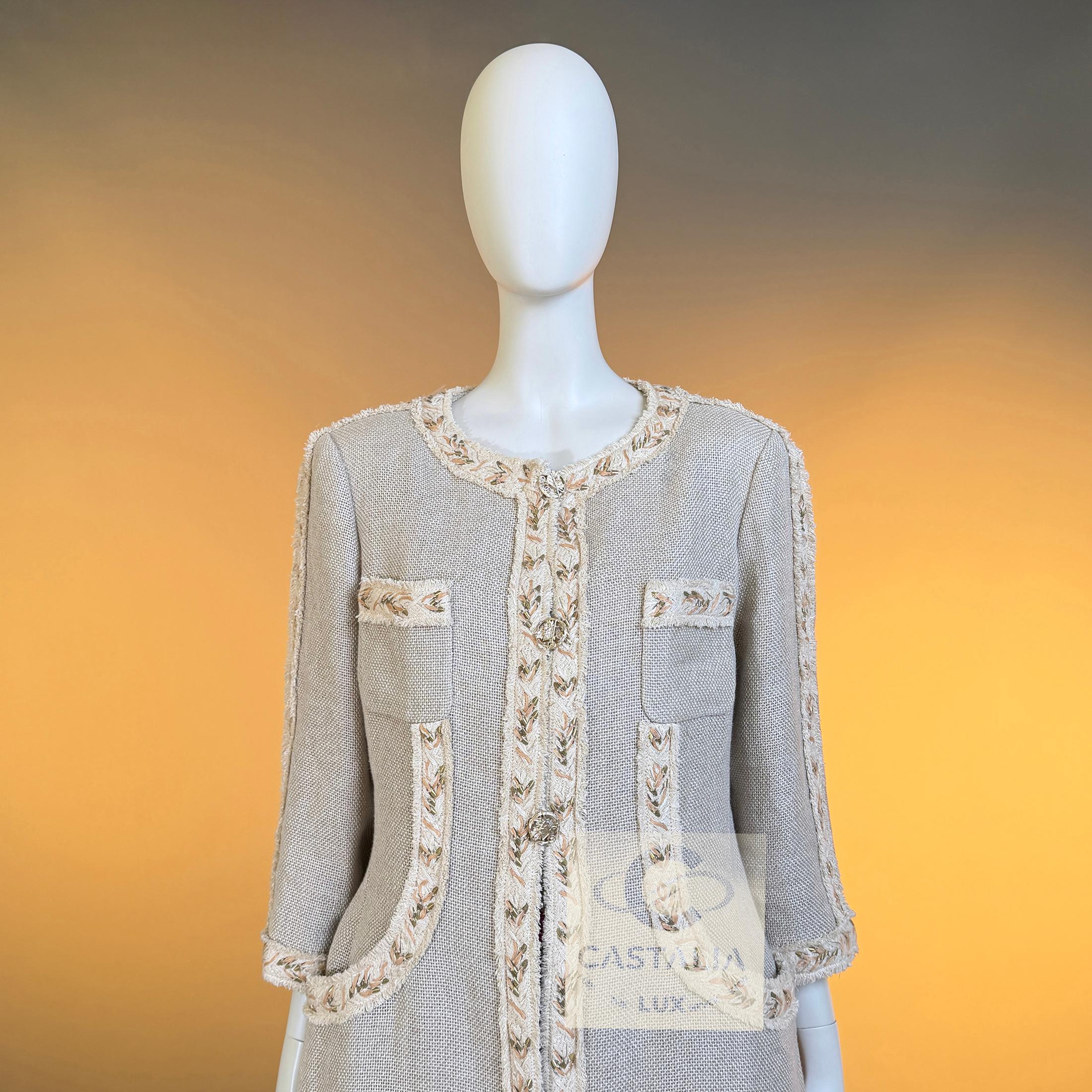 CHANEL Jewel Couture Stickerei Beige Leinenjacke 44 FR im Angebot 1