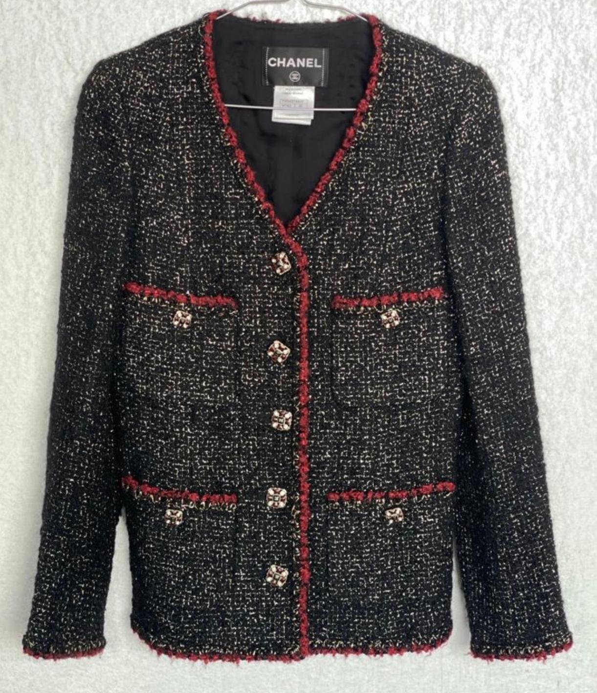 Women's Chanel, Jewel Gripoix Buttons Tweed Jacket Dark red For Sale