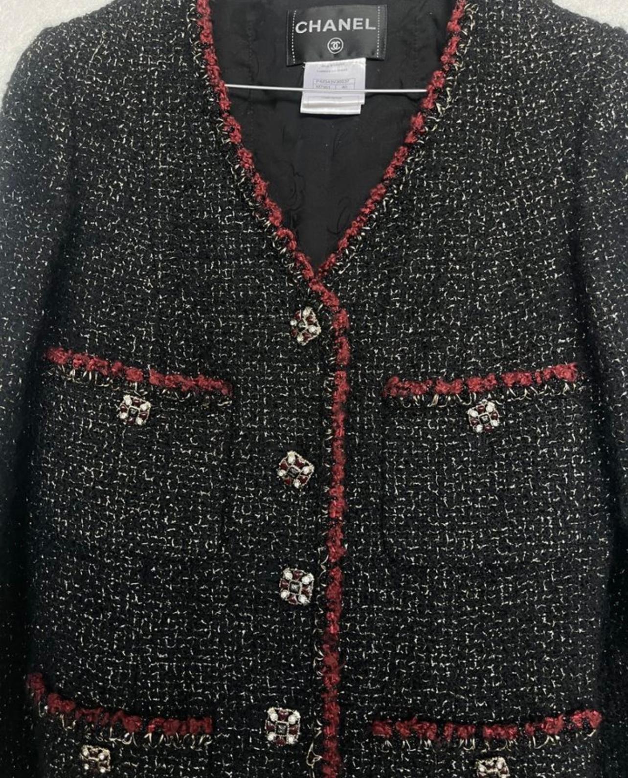 Chanel, Jewel Gripoix Buttons Tweed Jacket Dark red For Sale 2