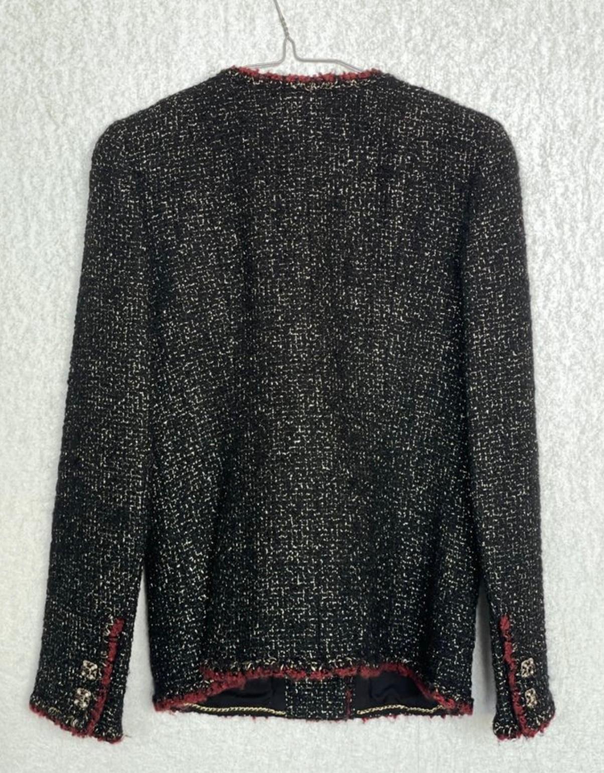 Chanel, Jewel Gripoix Buttons Tweed Jacket Dark red For Sale 3
