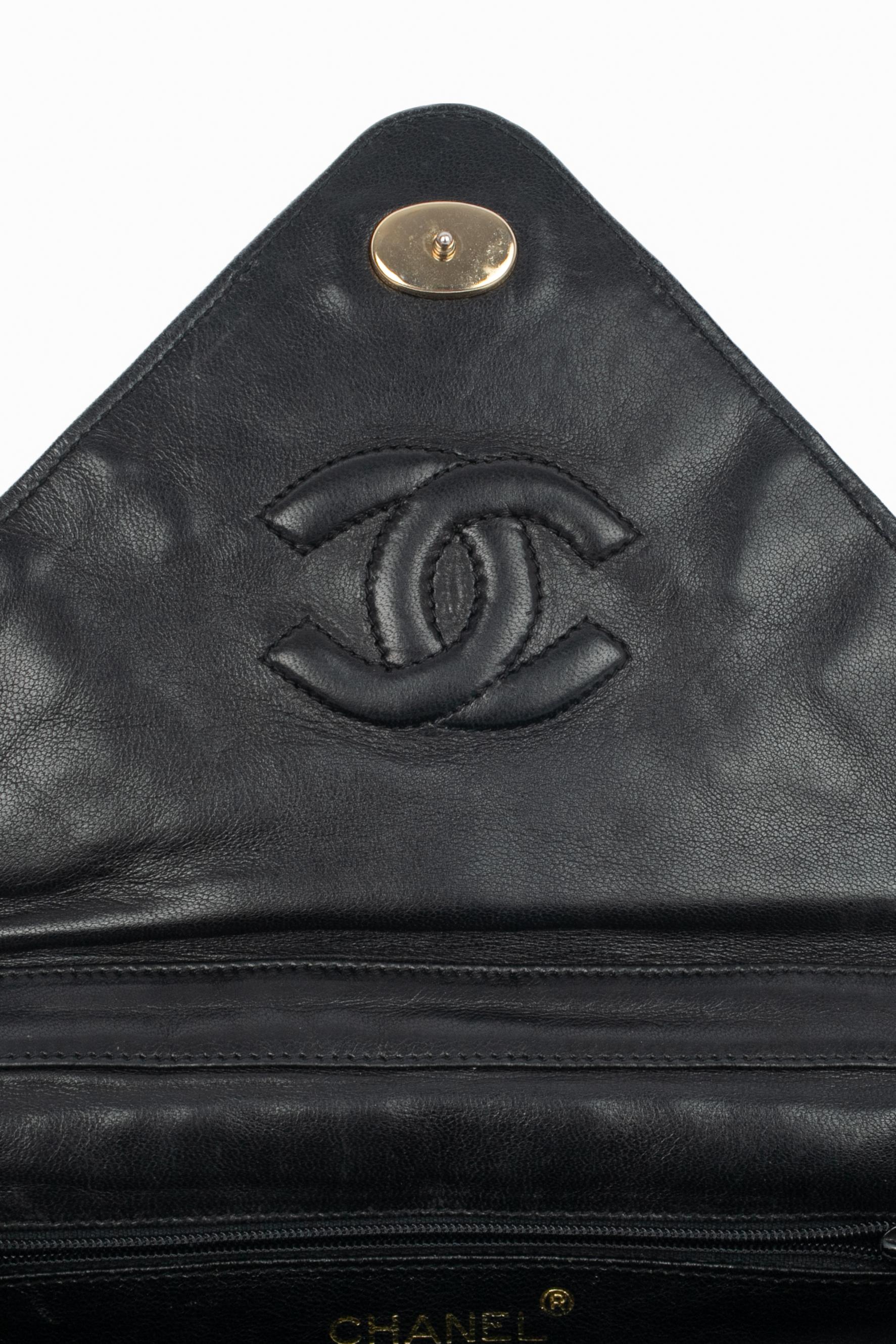 Sac à bijoux Chanel 1989 en vente 5