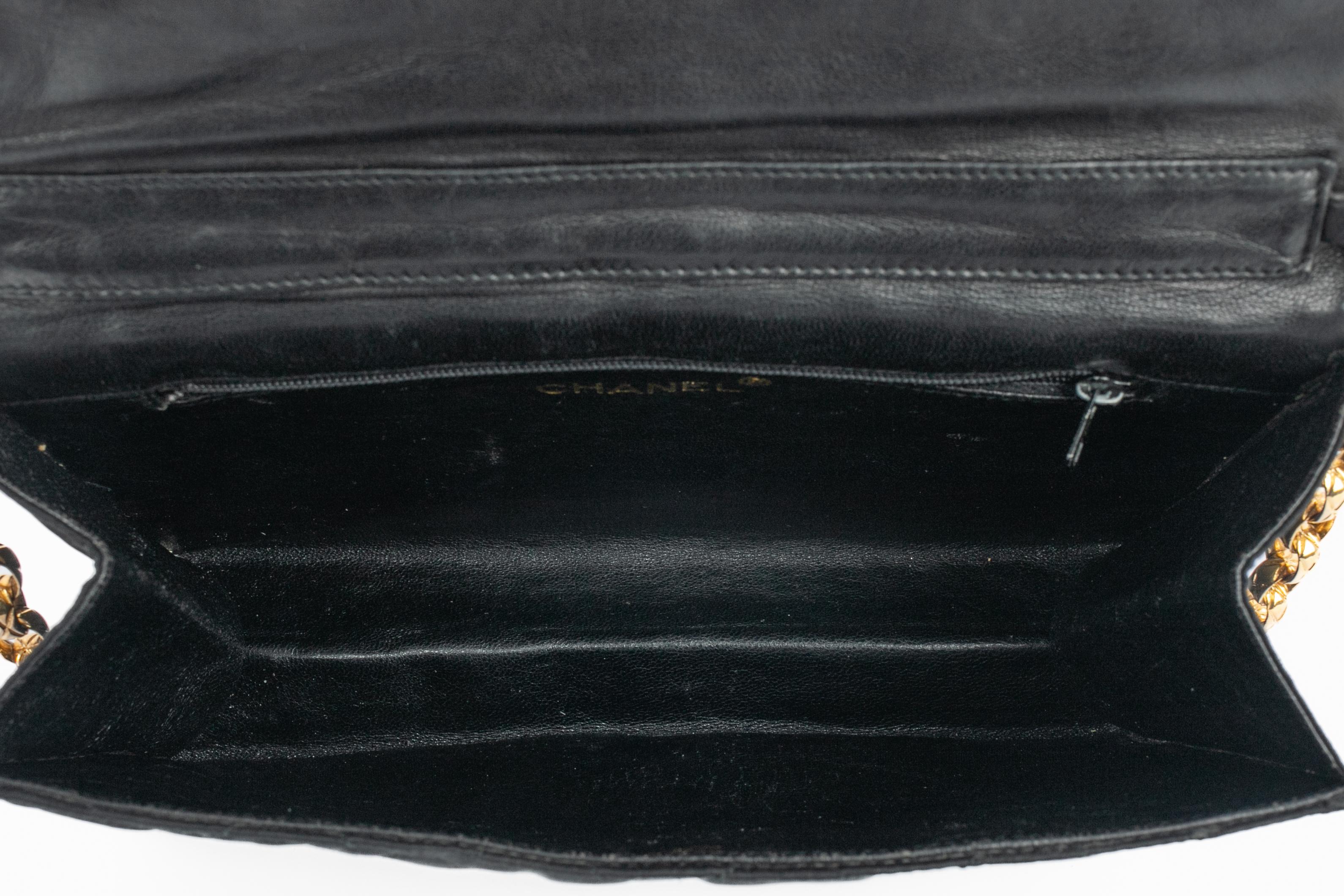 Sac à bijoux Chanel 1989 en vente 6