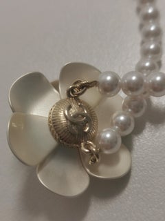 Chanel Jewelled CC Pearl White Camellia Flower Chain Belt A23