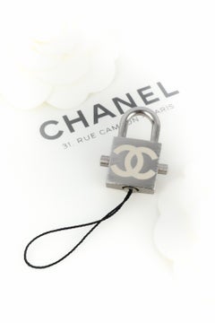 Chanel jewelry accessory Summer 2004