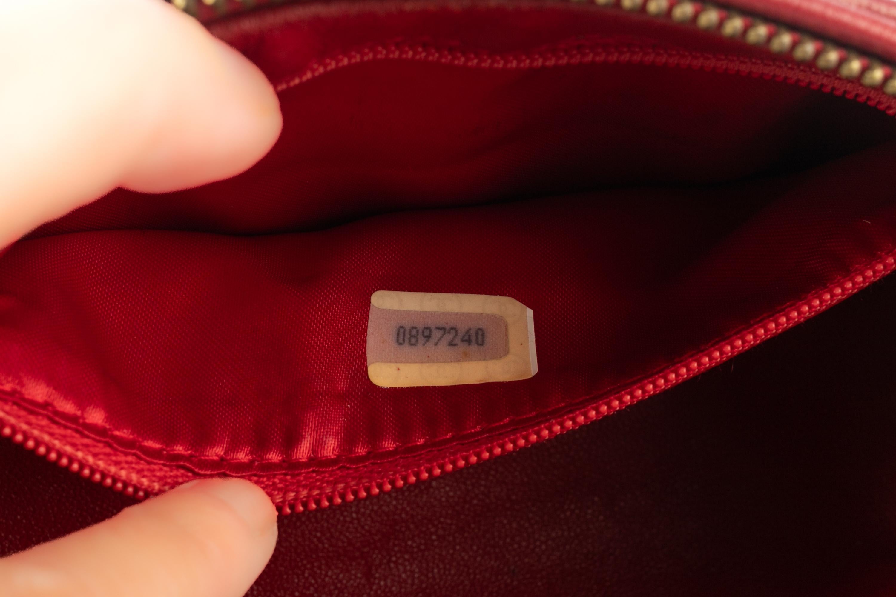 Chanel-Schmuckbeutel 1987er im Angebot 8