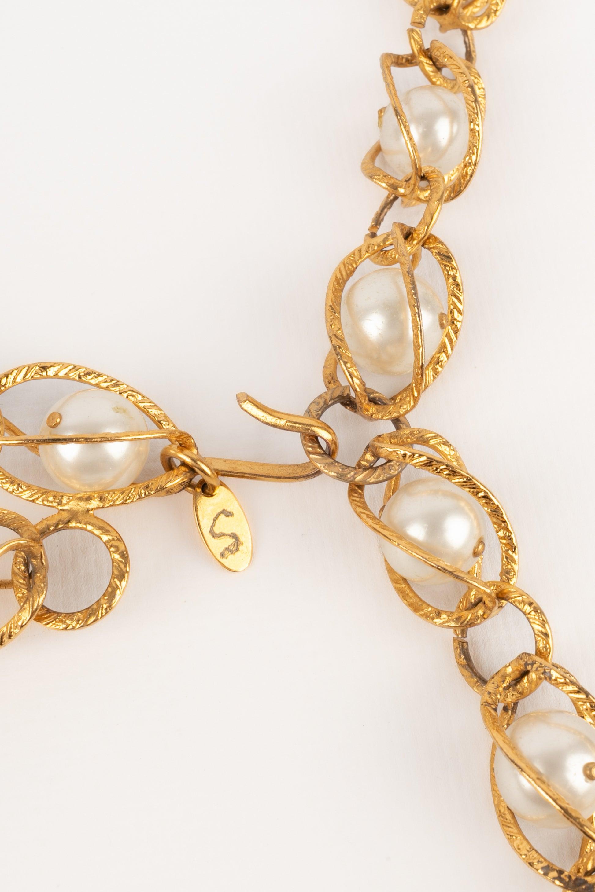 Cintura Chanel composta da piccole gabbie di perle, 2cc3 in vendita 2
