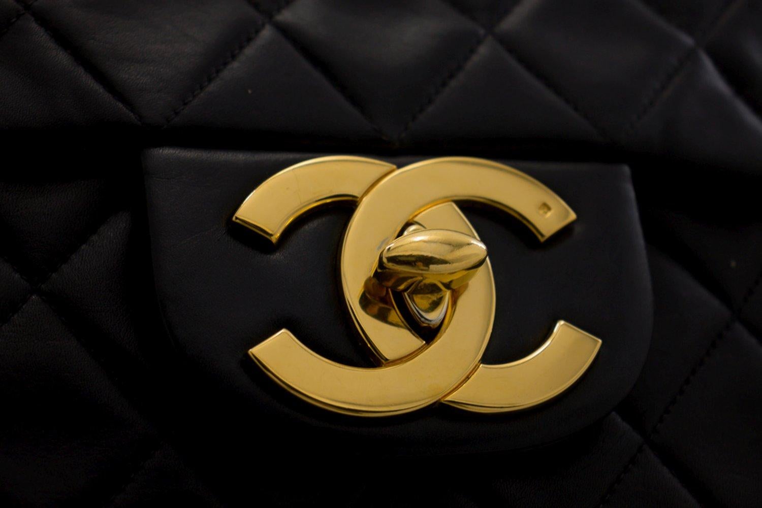 CHANEL Jumbo 13