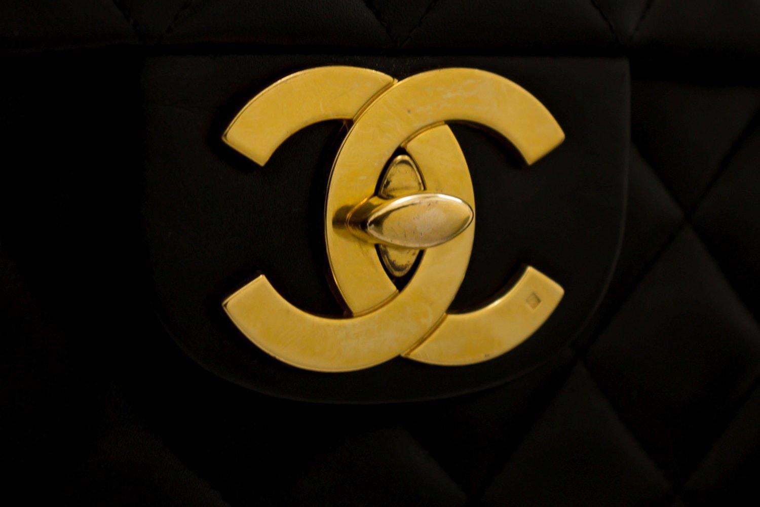 CHANEL Jumbo 13