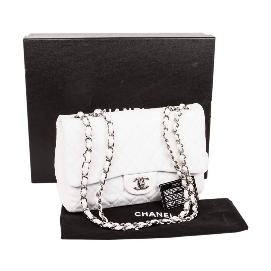 Chanel Jumbo Bag in White Grained Leather 1